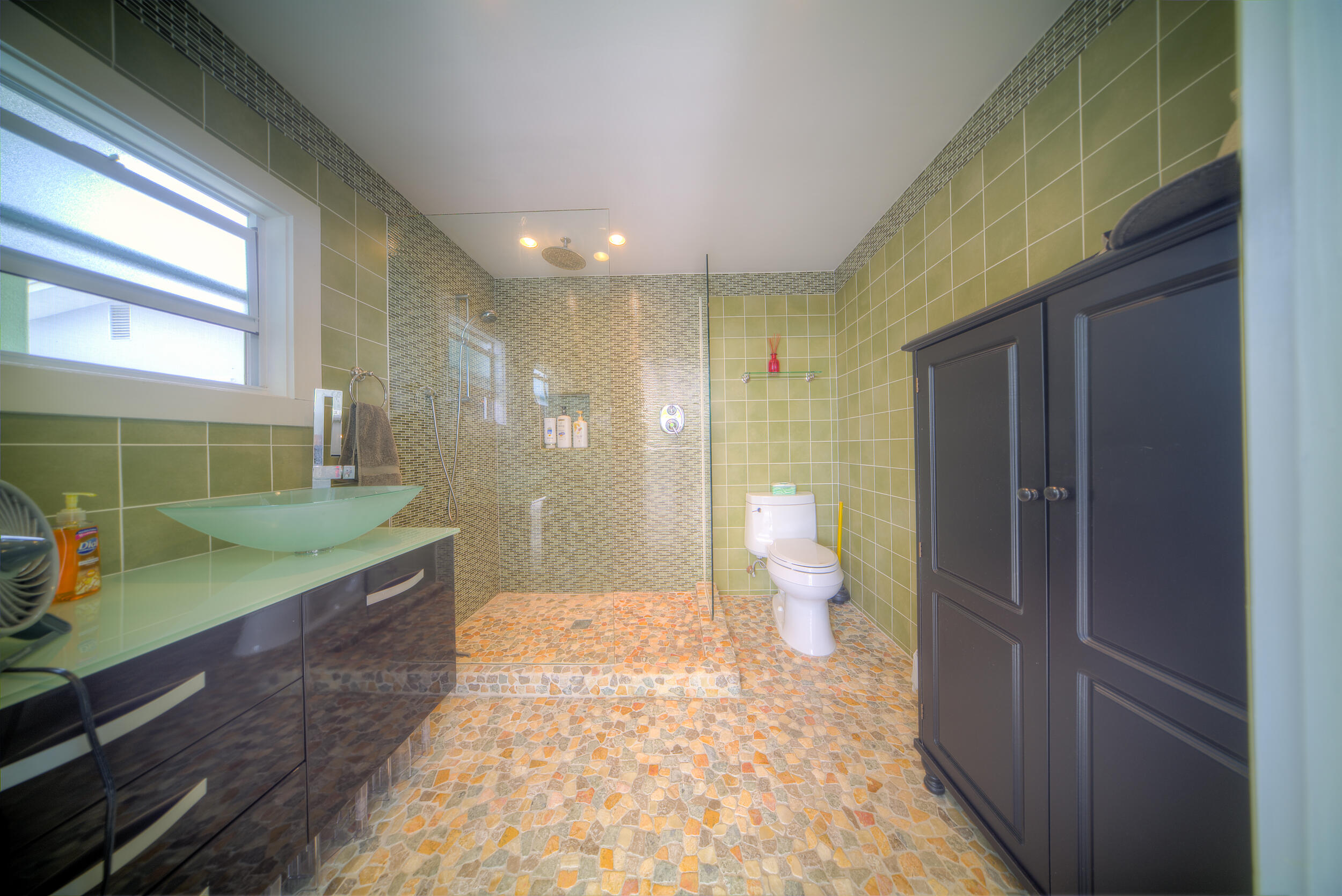 5 Amaryllis Dr