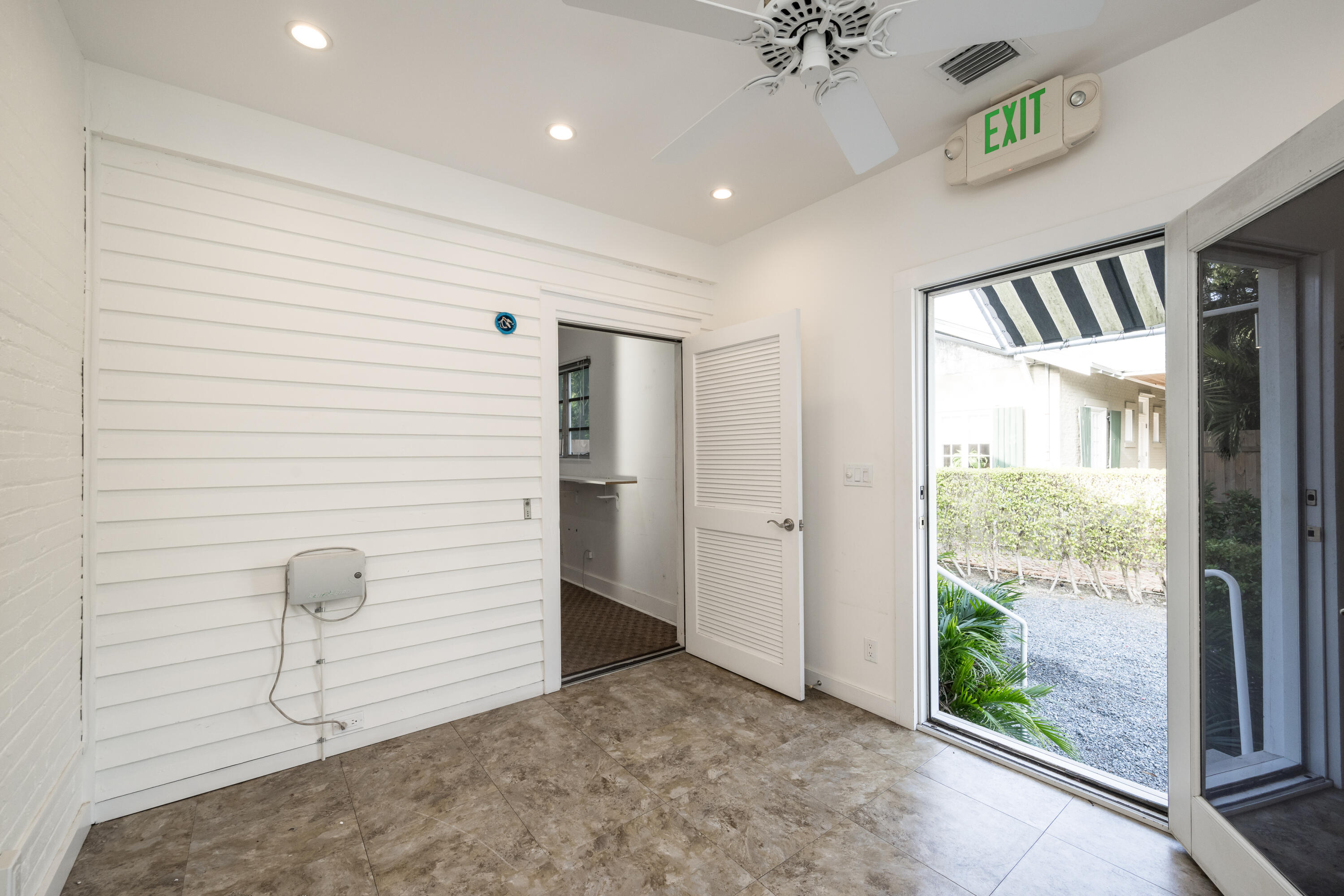 1411 White Street