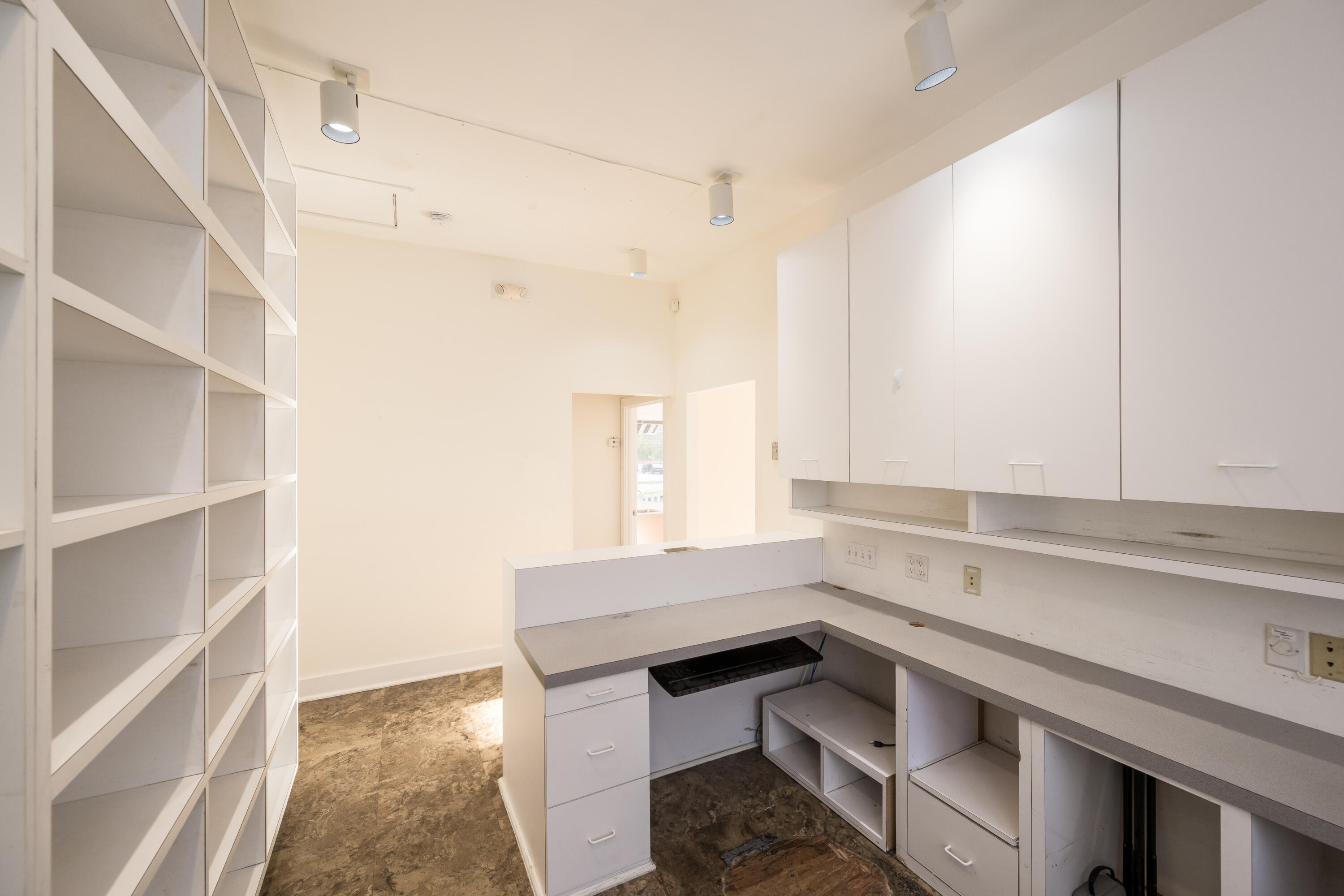 1411 White Street