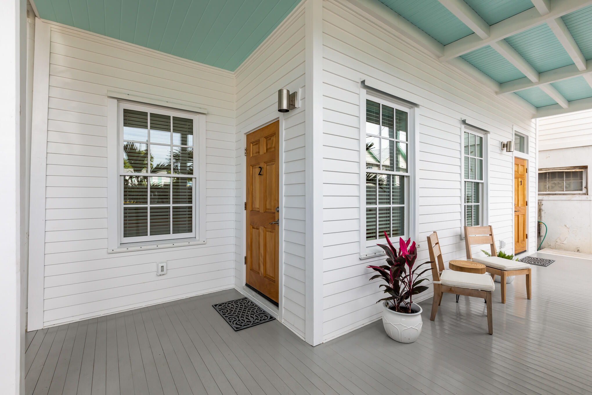 1116-2 Truman Avenue