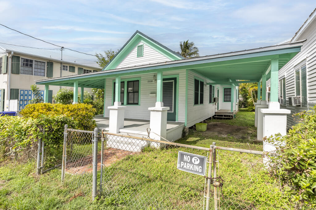 1118 Watson Street