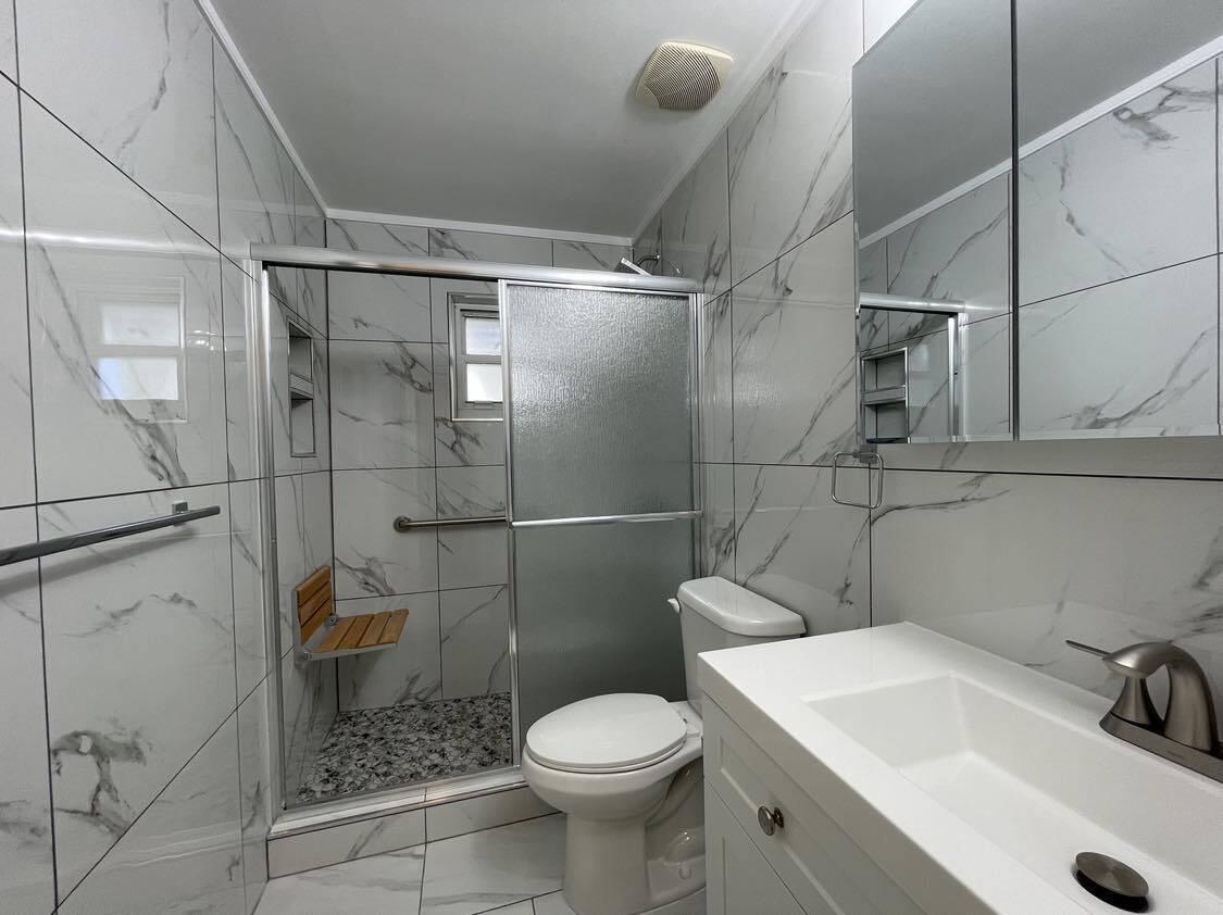 1608 Venetian Drive