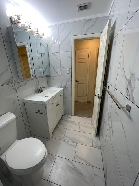 1608 Venetian Drive