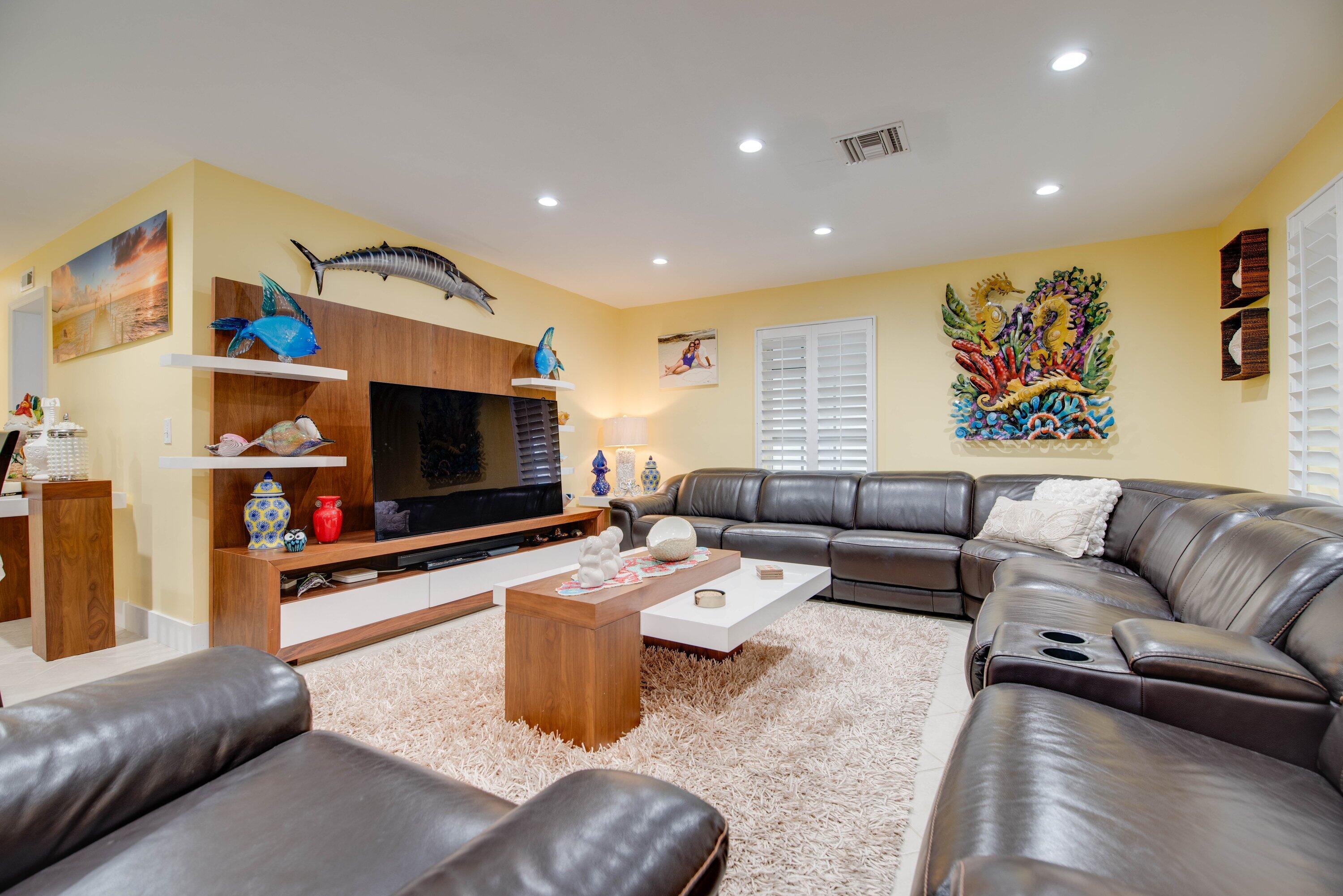 27328 Jamaica Lane
