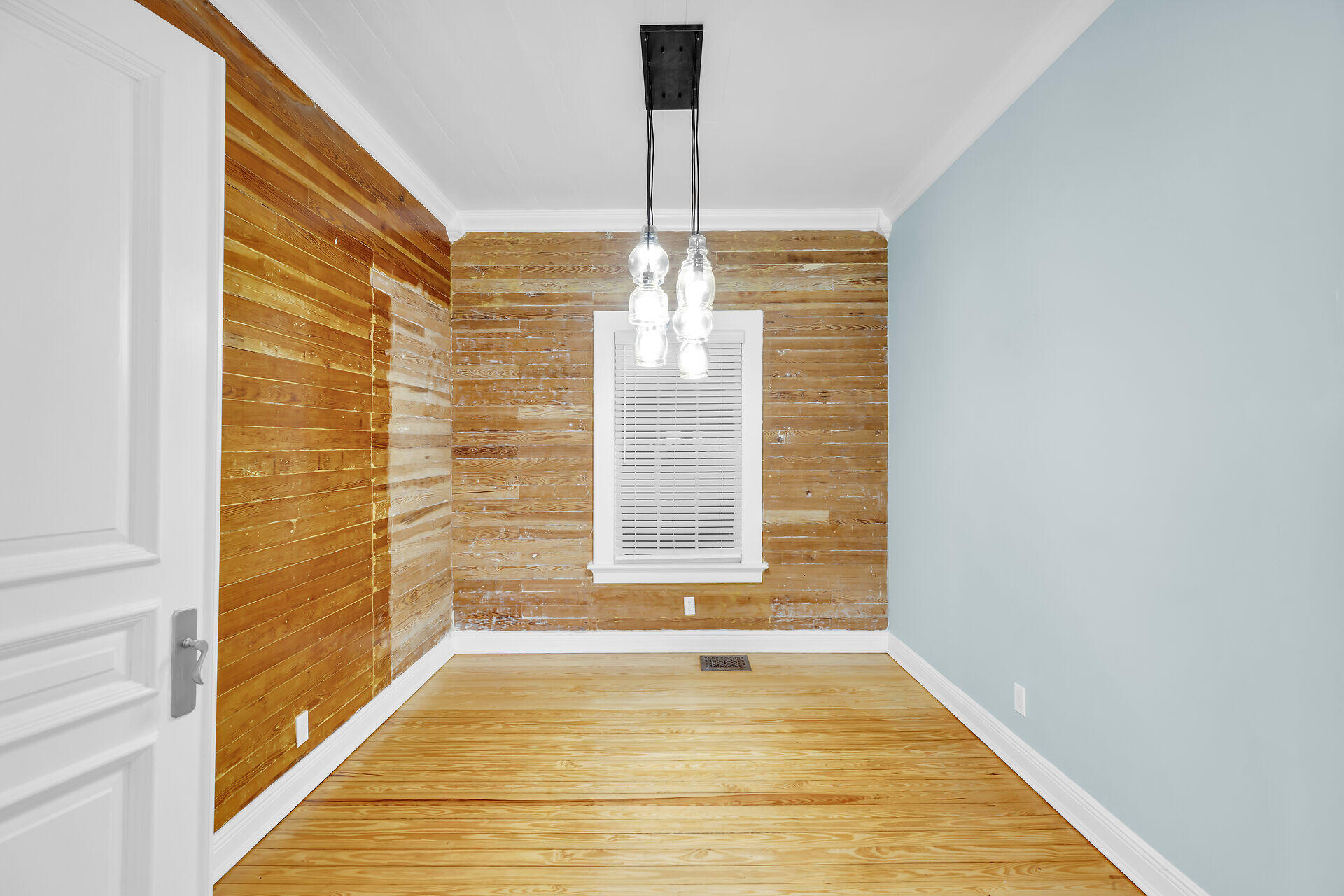 1409 Truman Ave