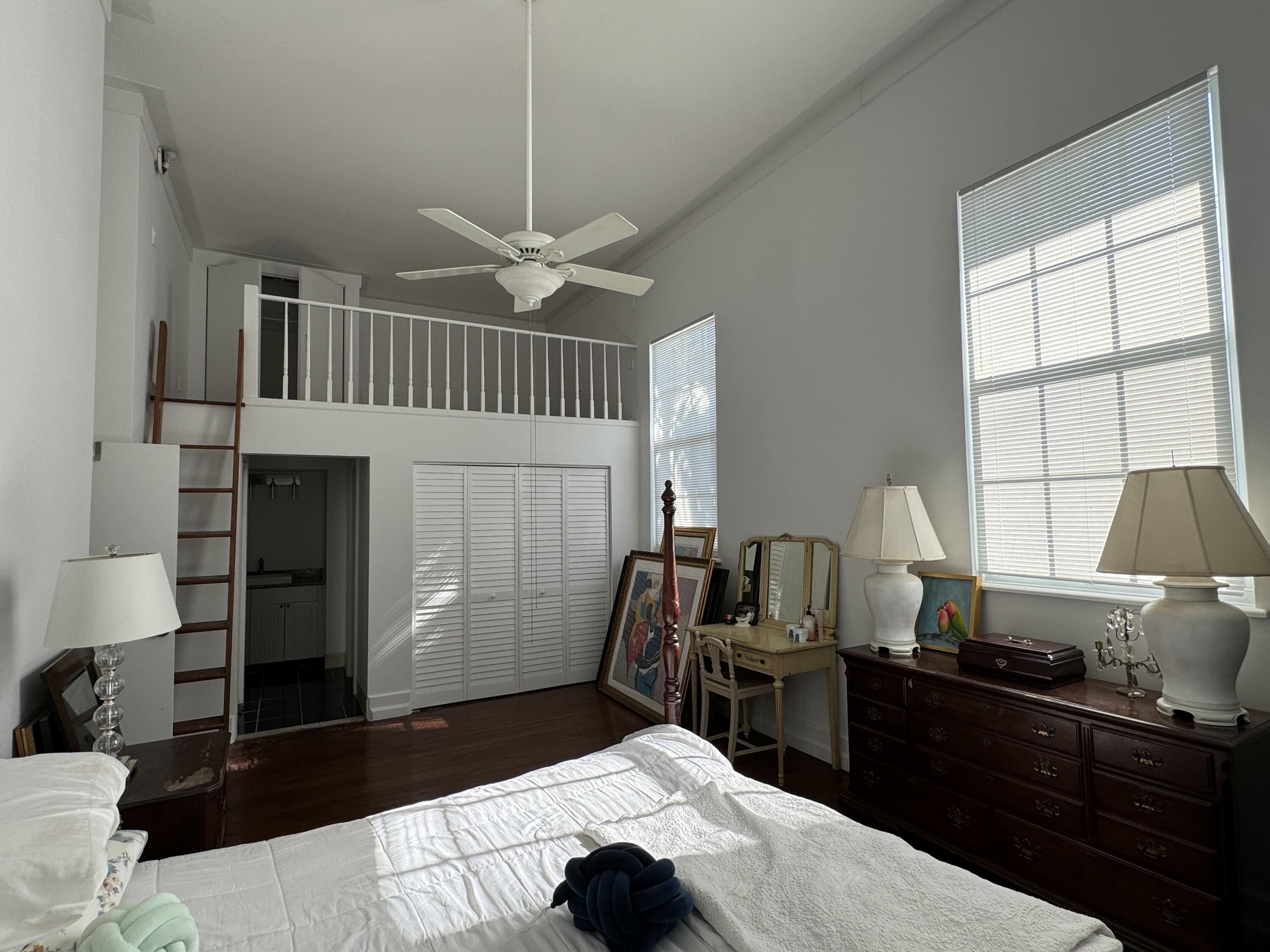 800 Fleming Street Unit: C1