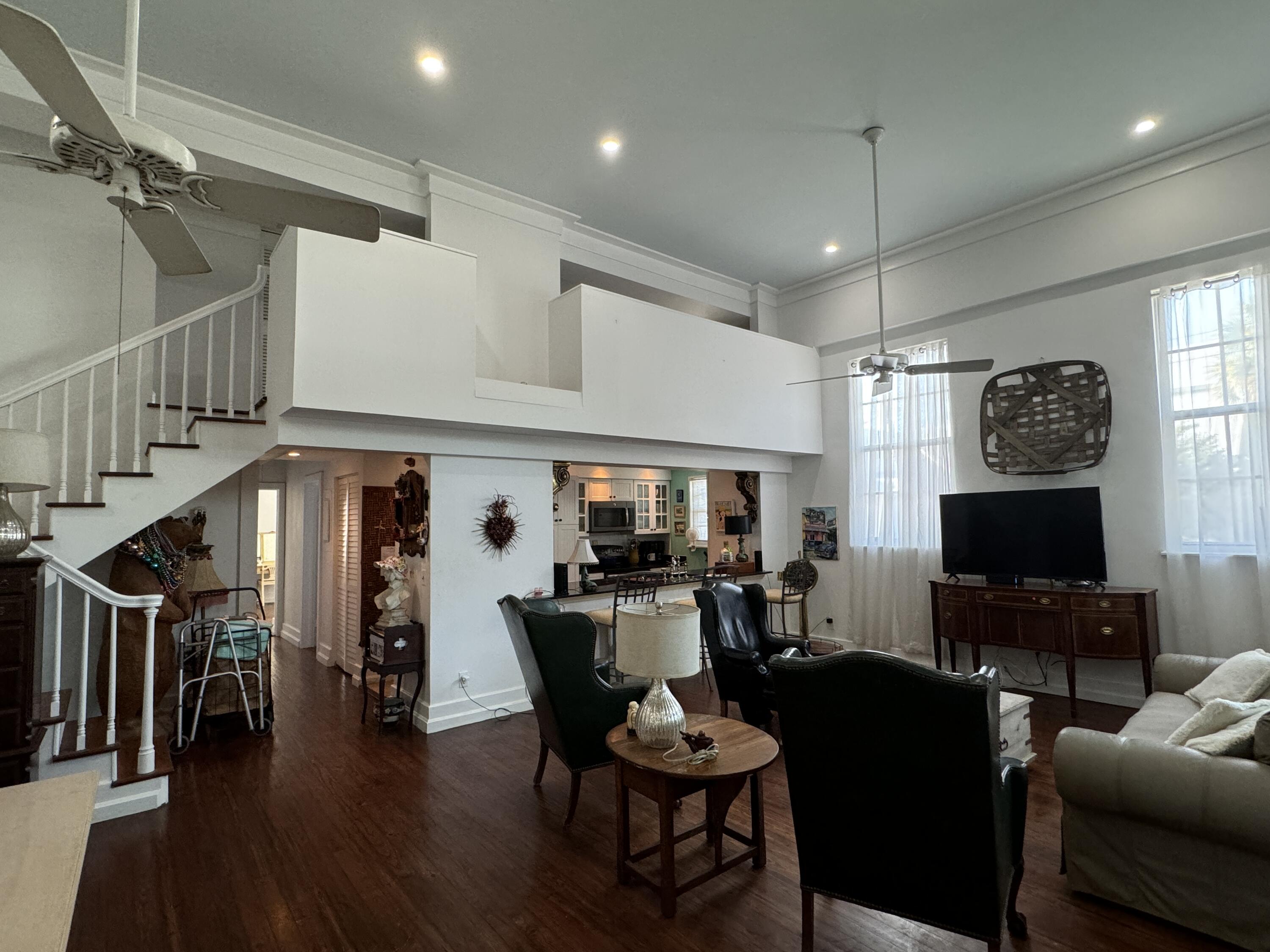 800 Fleming Street Unit: C1