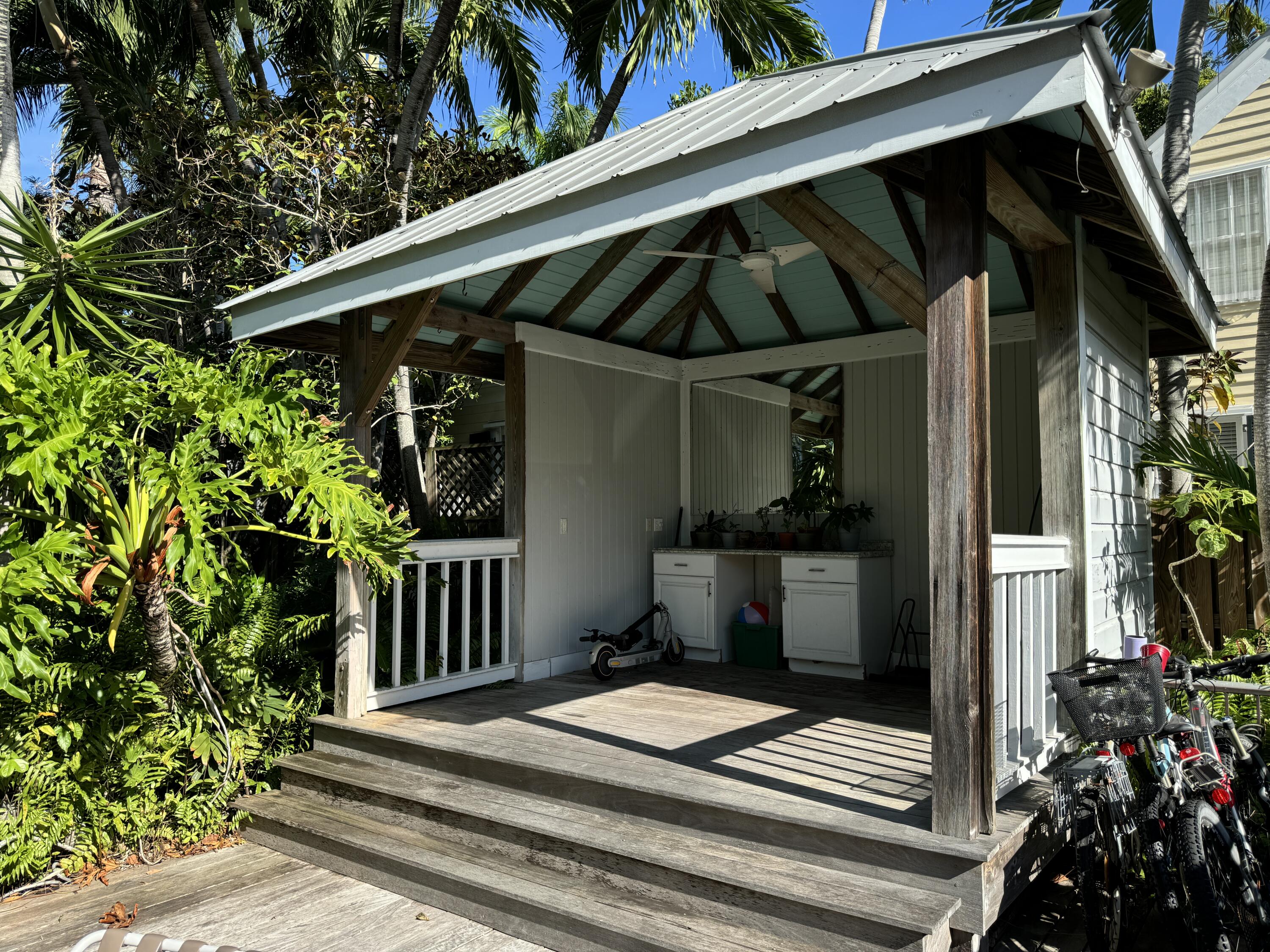 800 Fleming Street Unit: C1