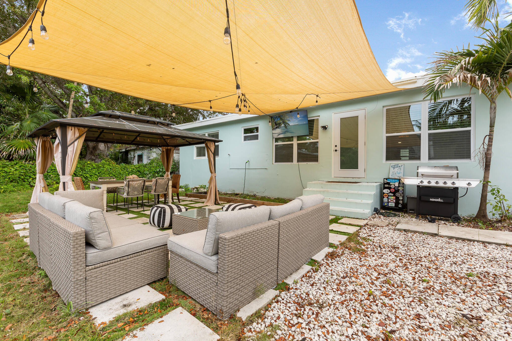 2815 Seidenberg Avenue