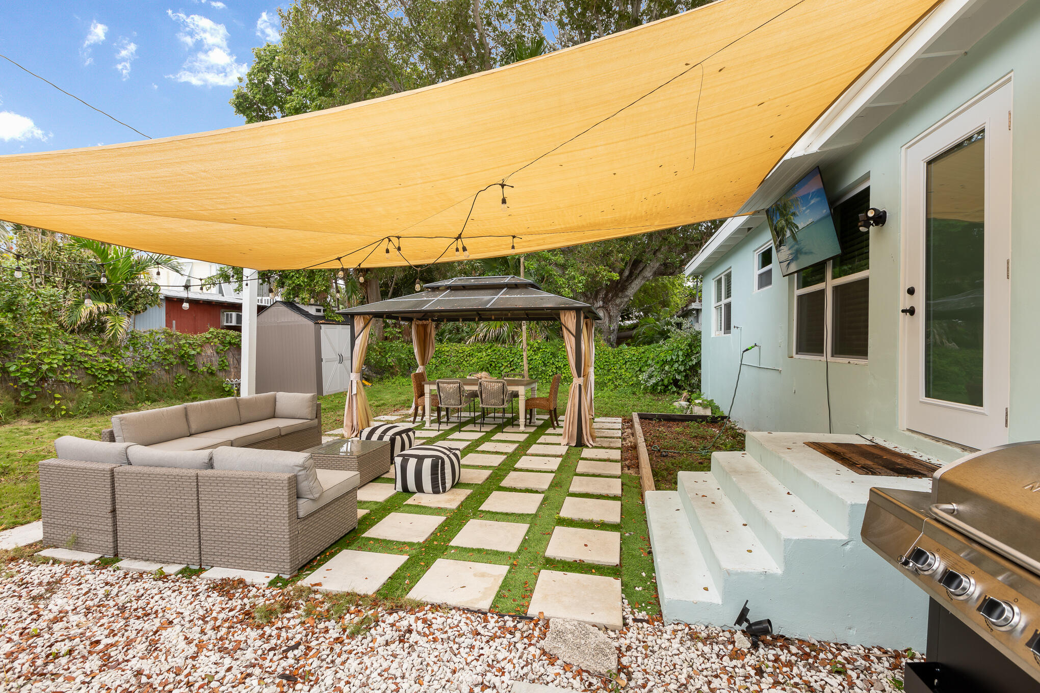 2815 Seidenberg Avenue