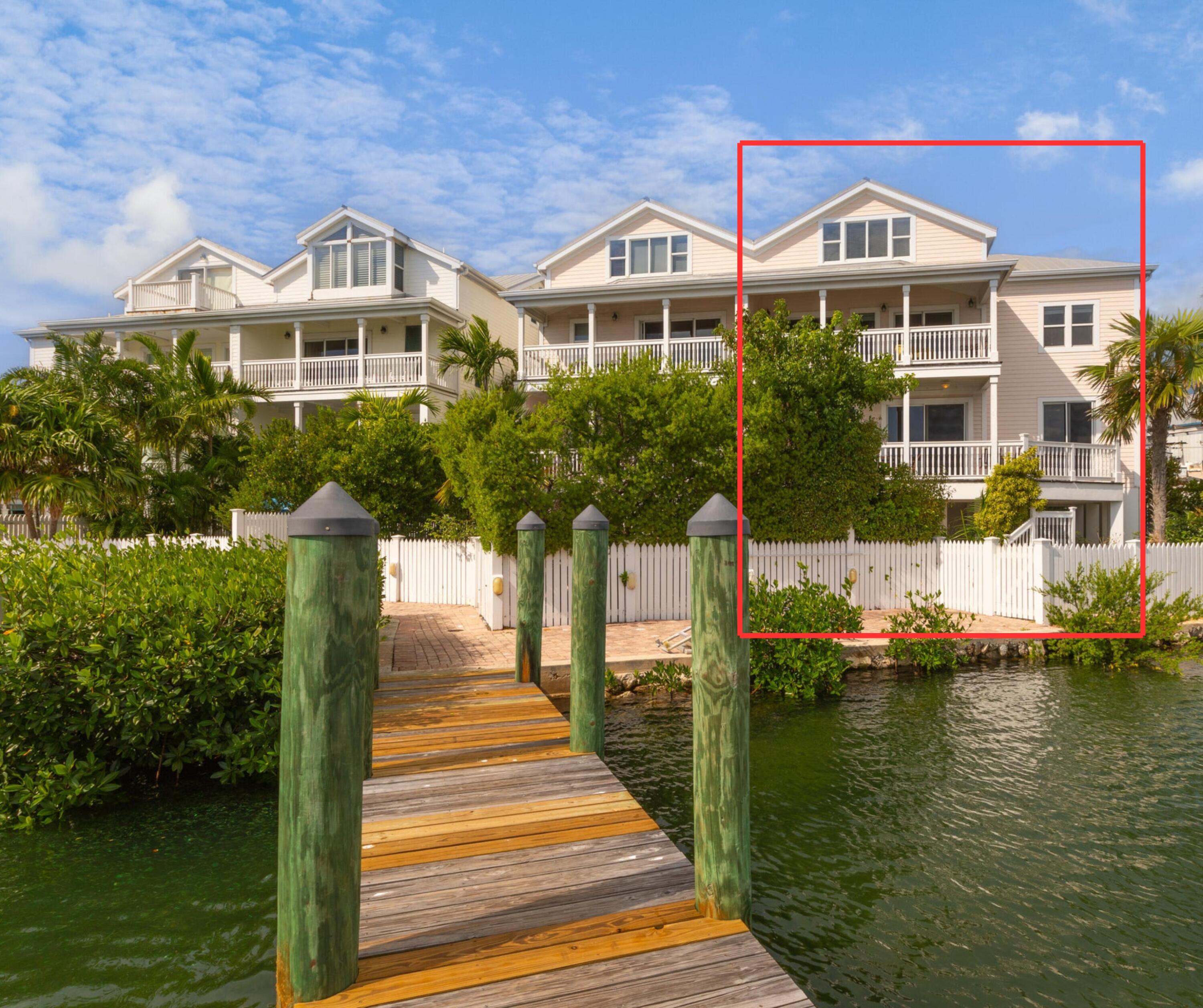 719 Eisenhower Drive Unit: 7