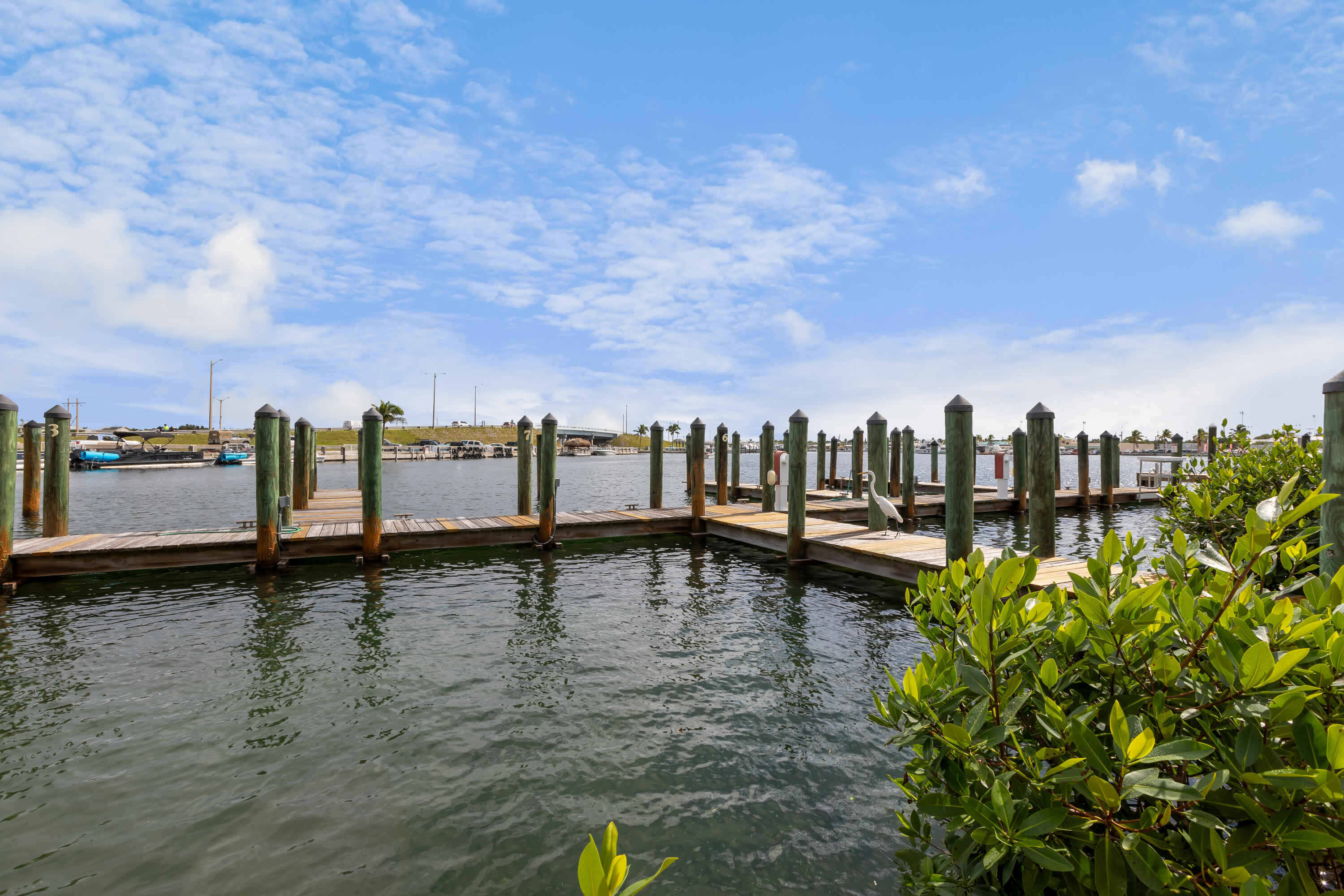 719 Eisenhower Drive Unit: 7