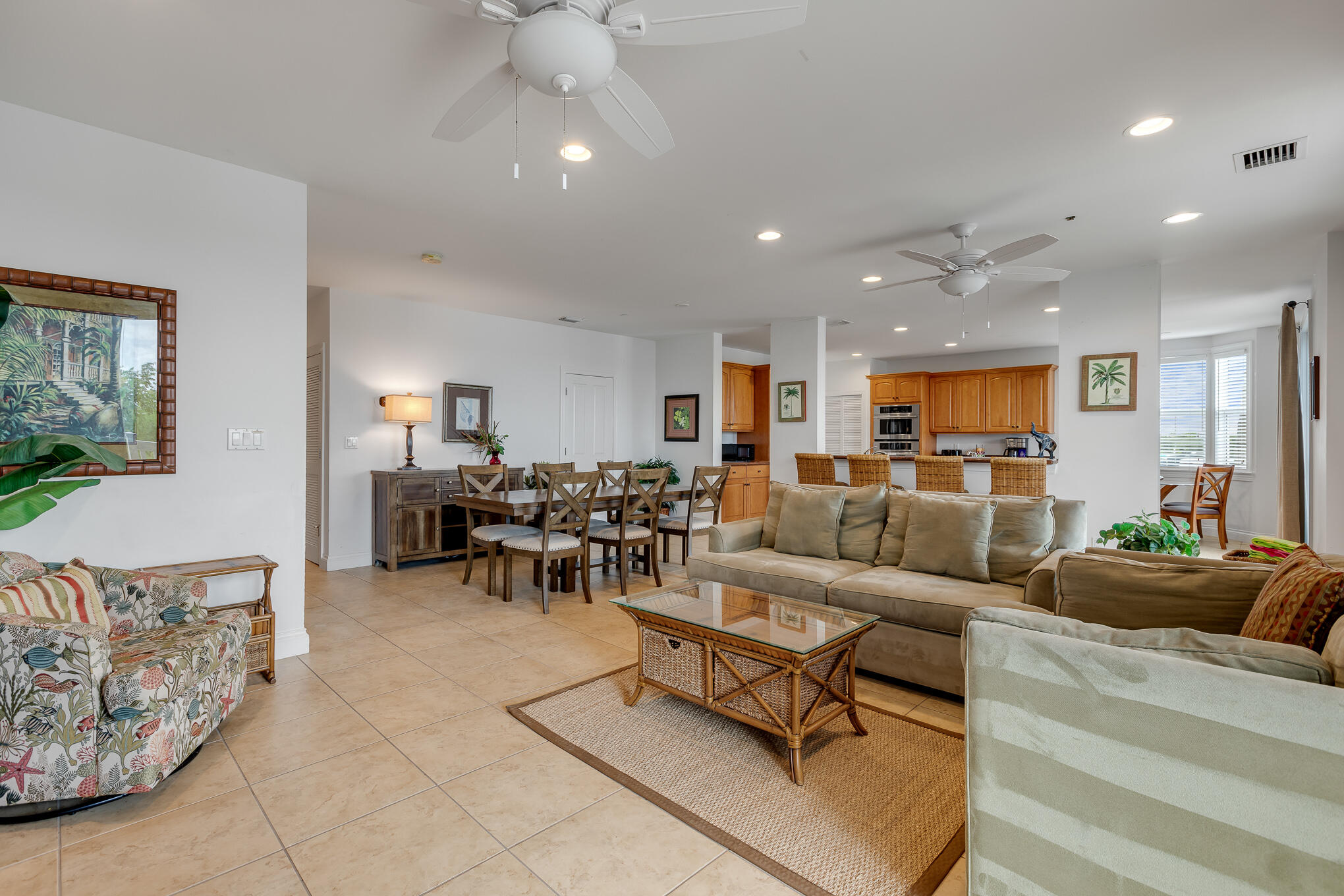 719 Eisenhower Drive Unit: 7