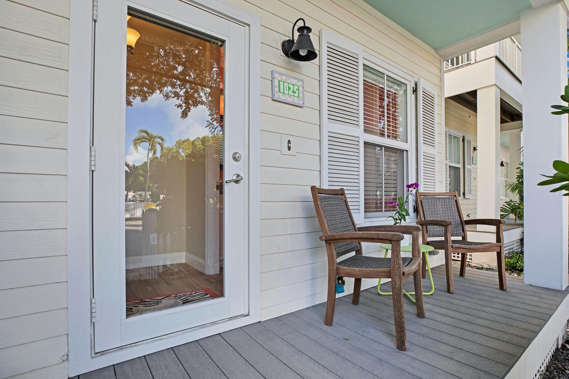 1025 Simonton Street