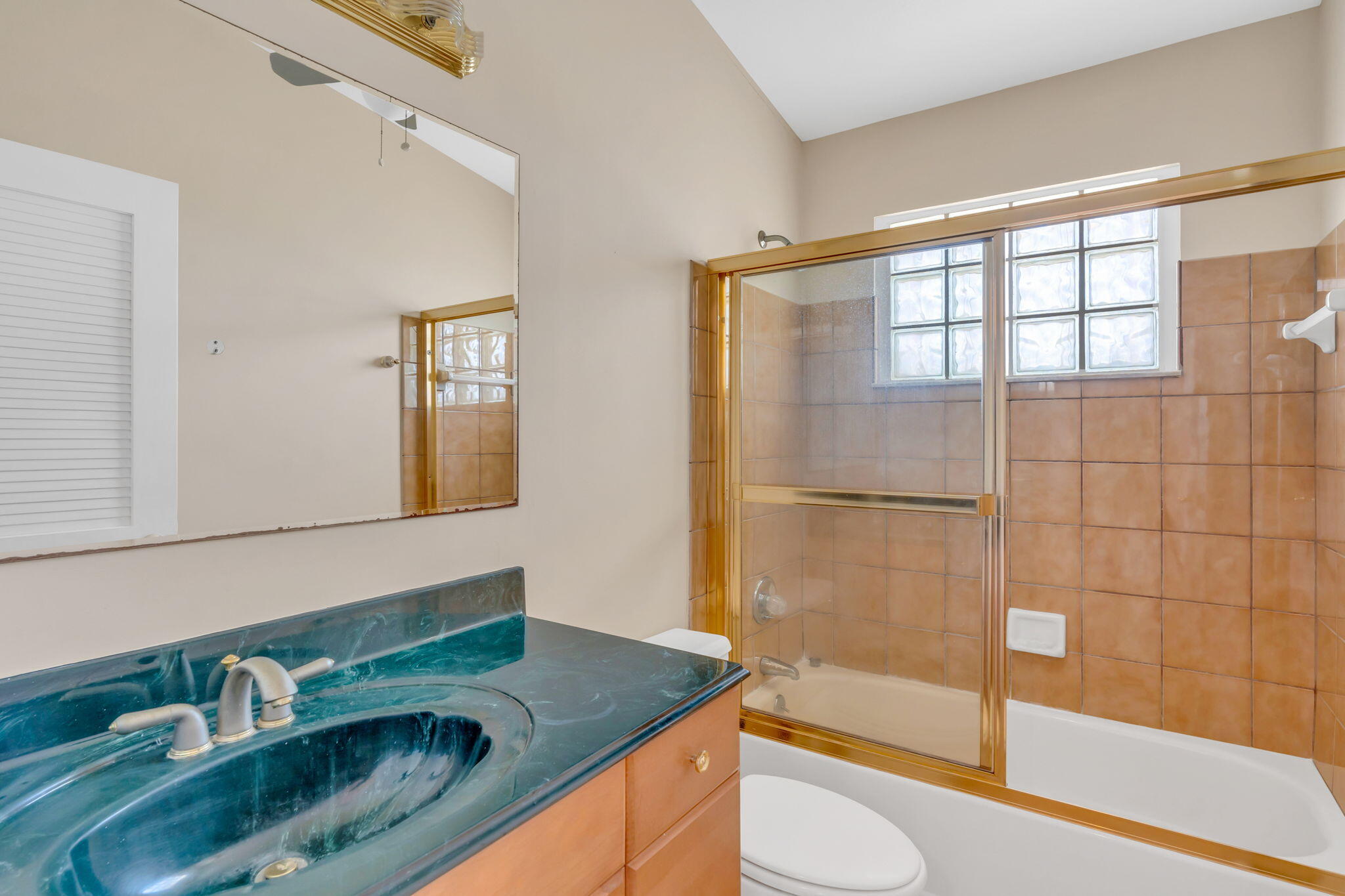 22882 Buccaneer Lane