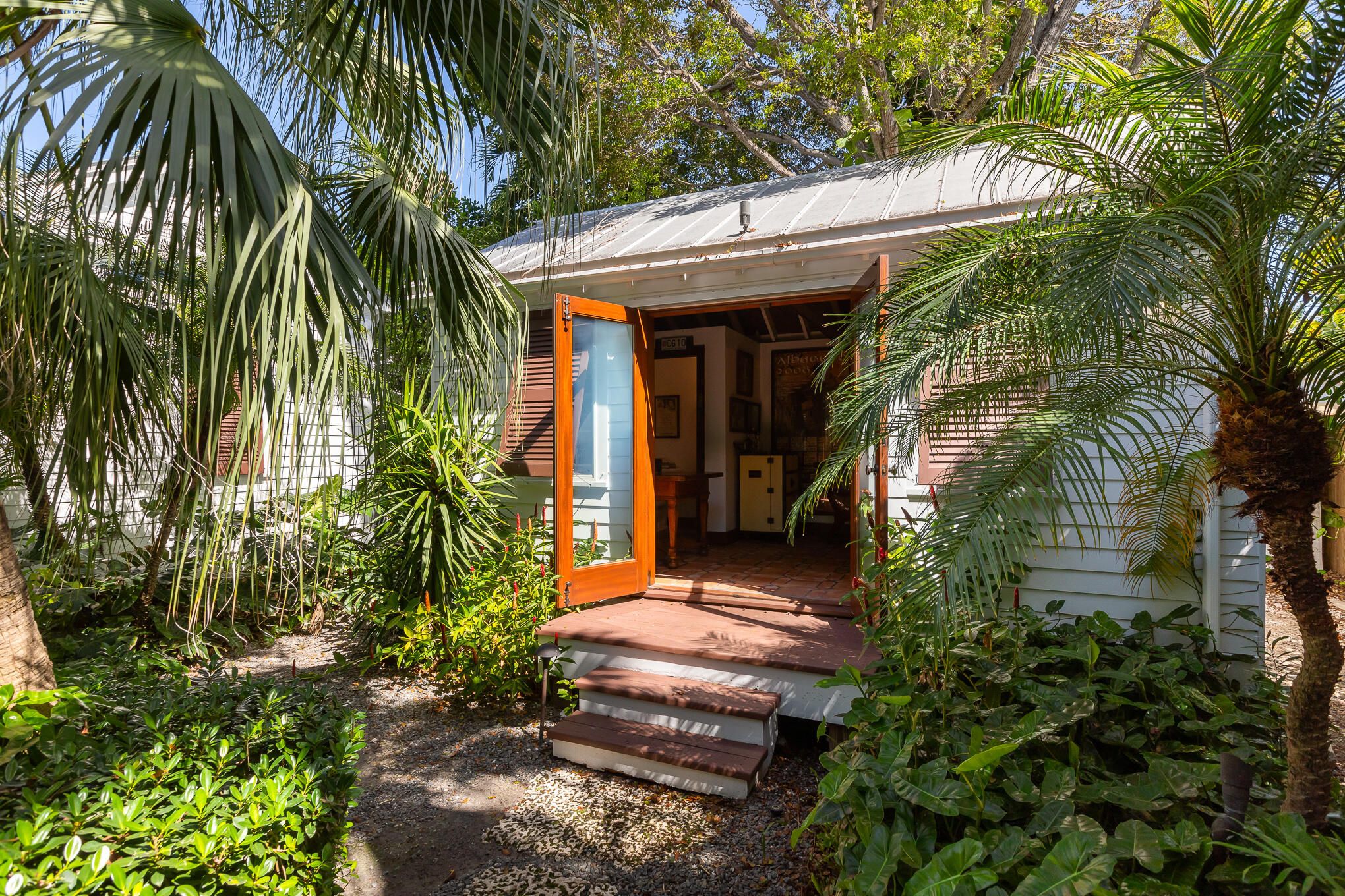 906 South Street