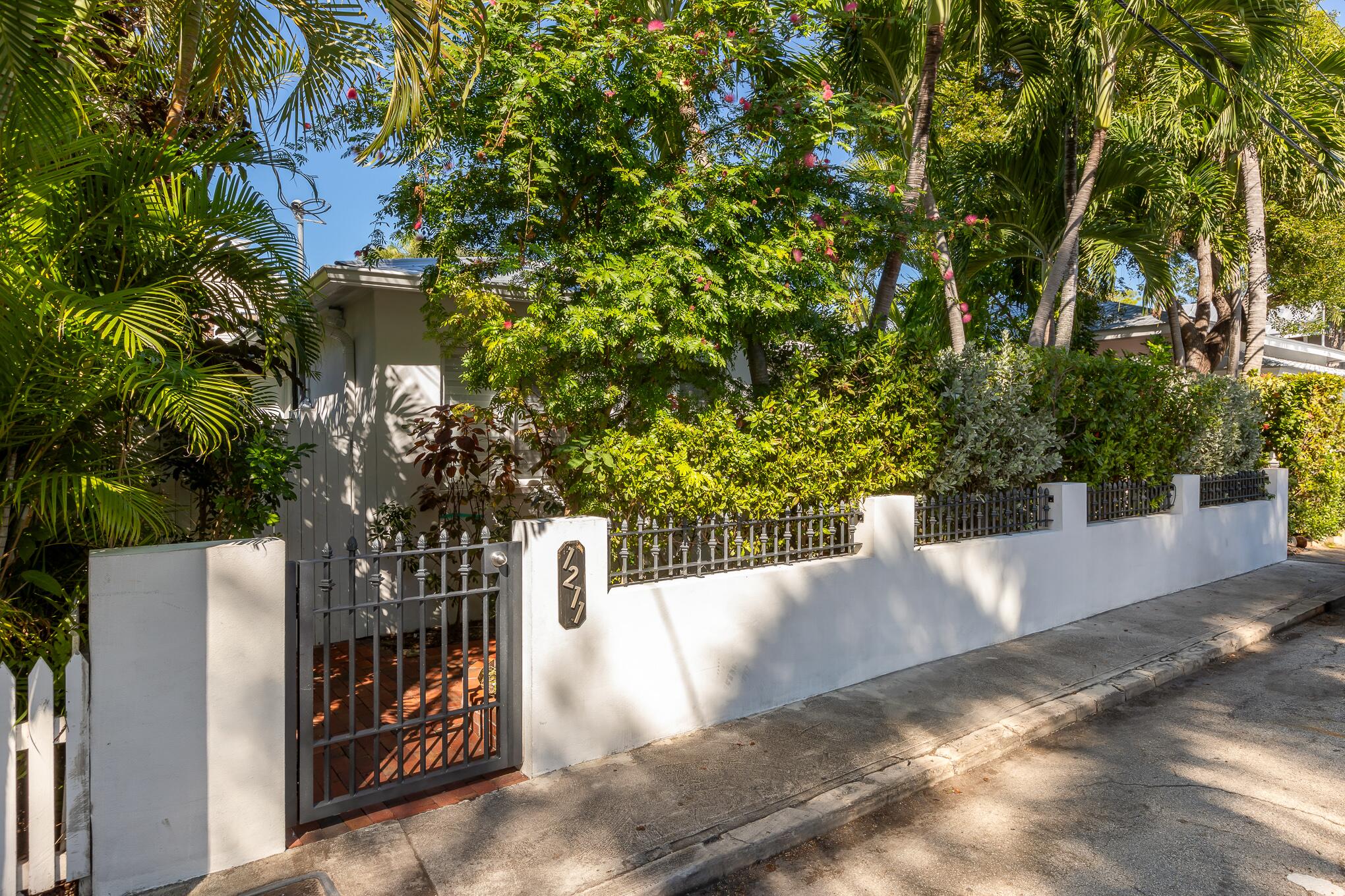 1211 Olivia Street