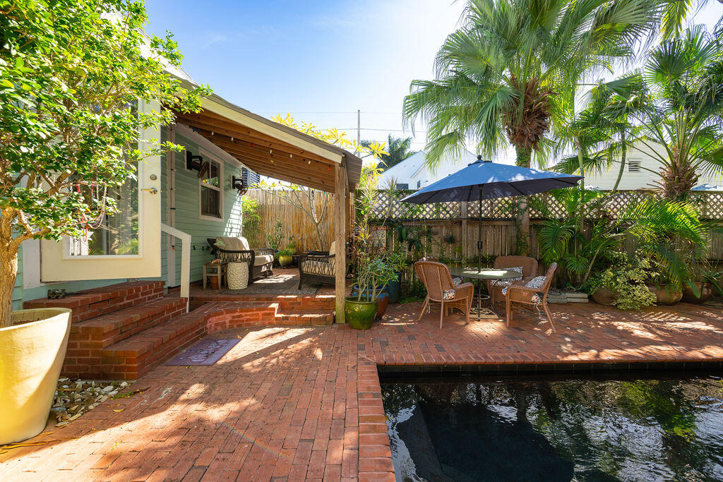524 Margaret Street Unit: 103
