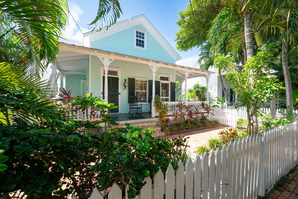 524 Margaret Street Unit: 103