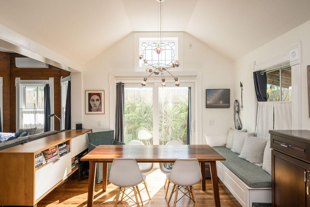 524 Margaret Street Unit: 103