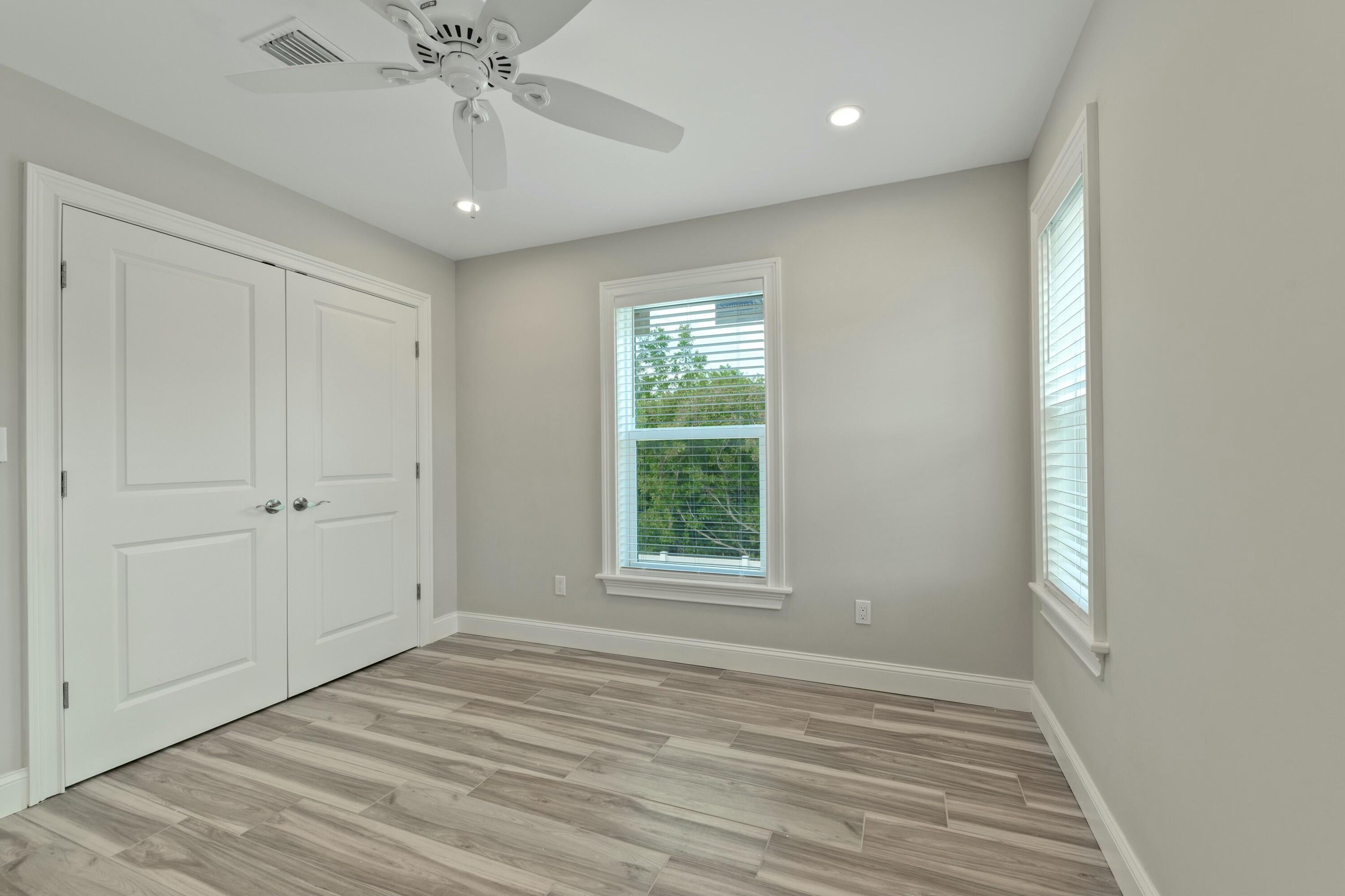 124 Yardarm Rd