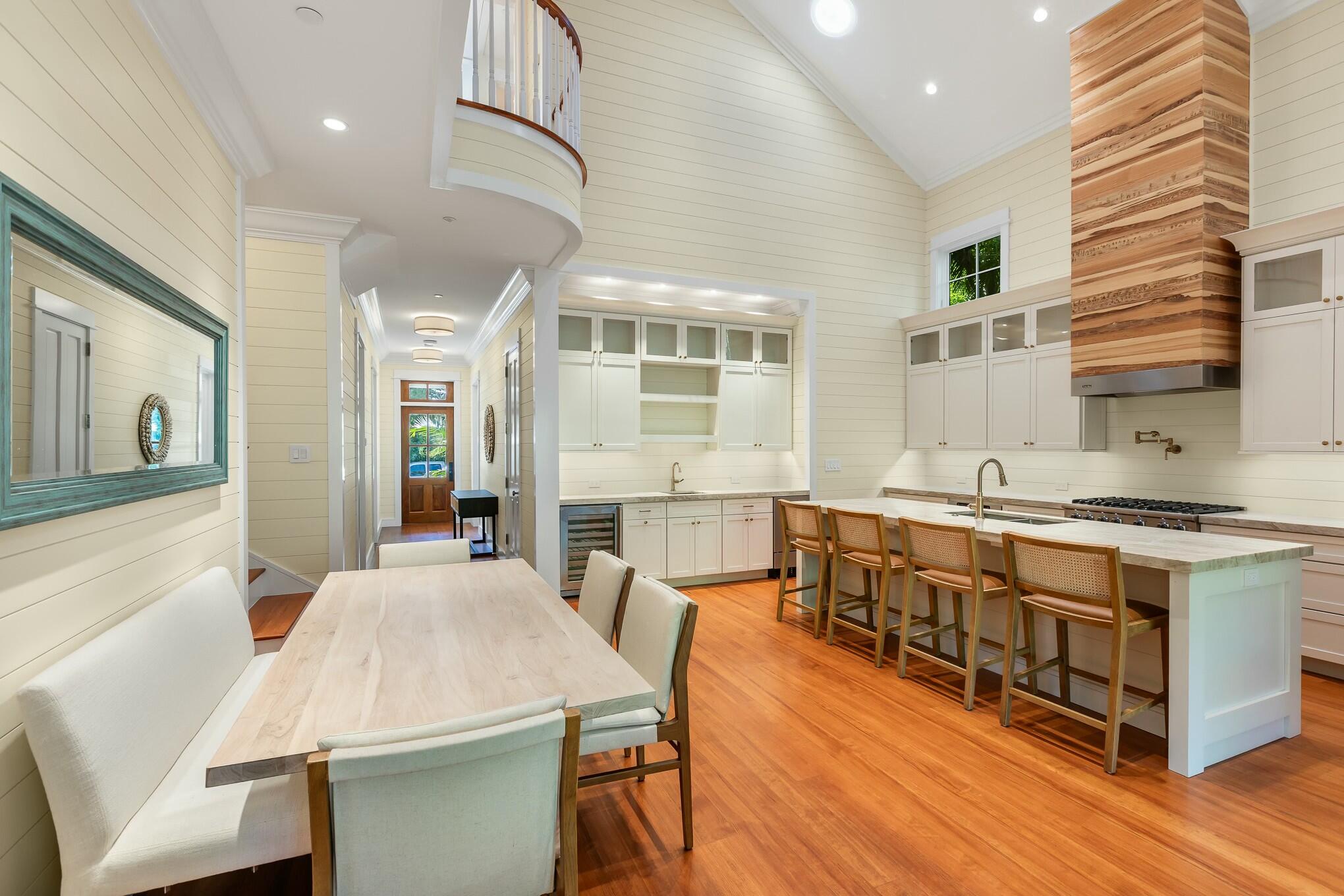 1311 Grinnell Street