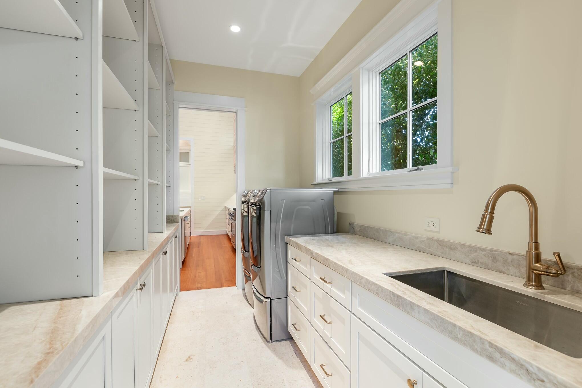 1311 Grinnell Street