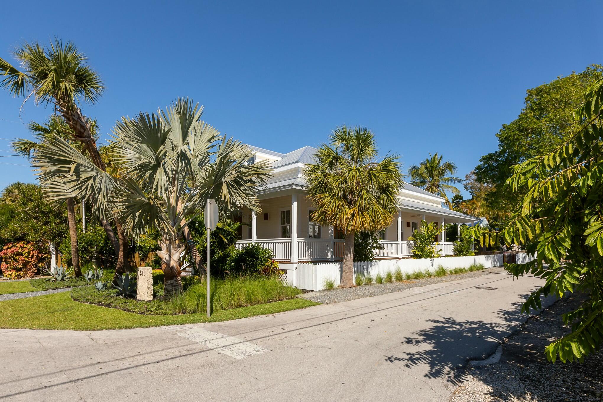 1311 Grinnell Street