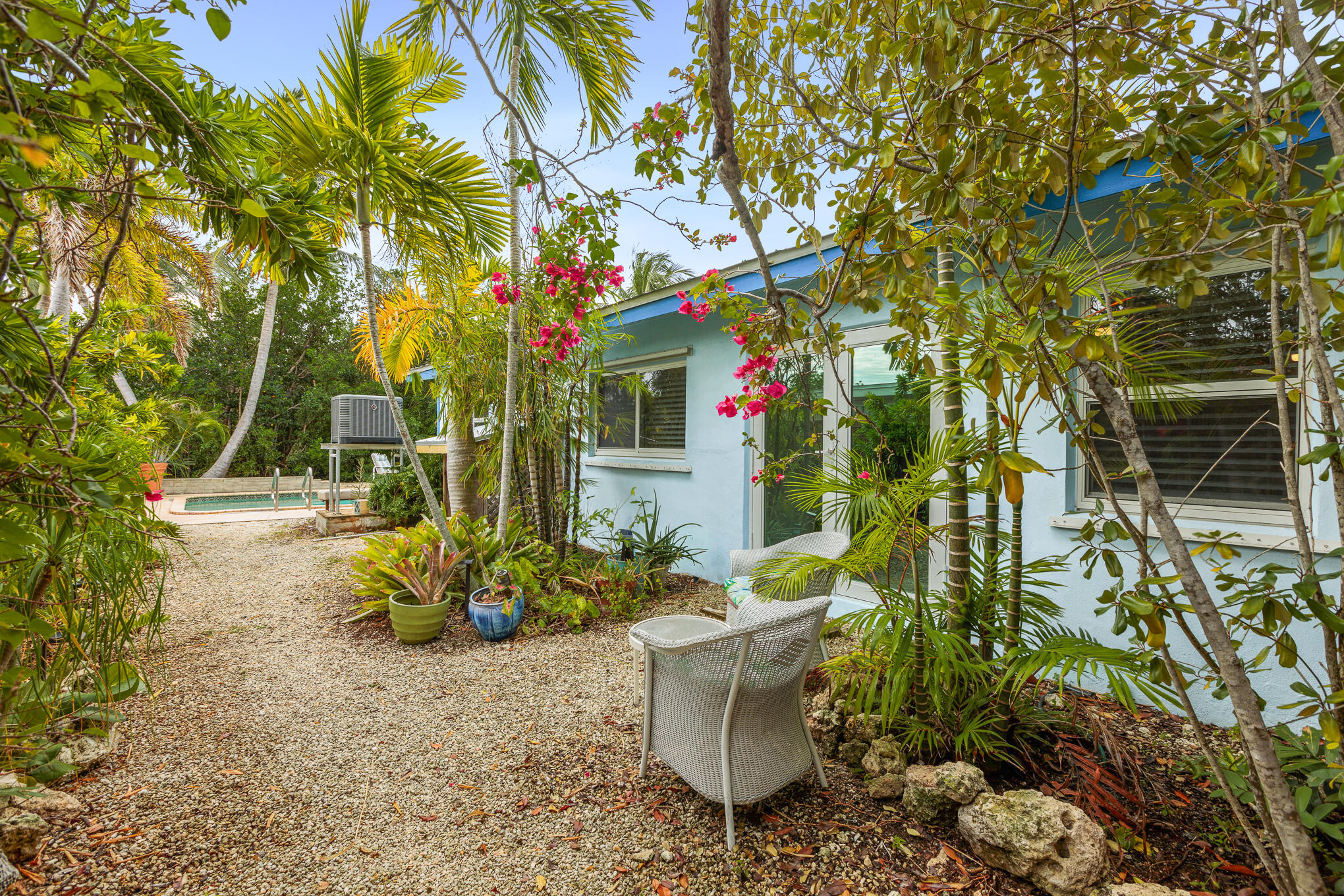 2418 Linda Avenue