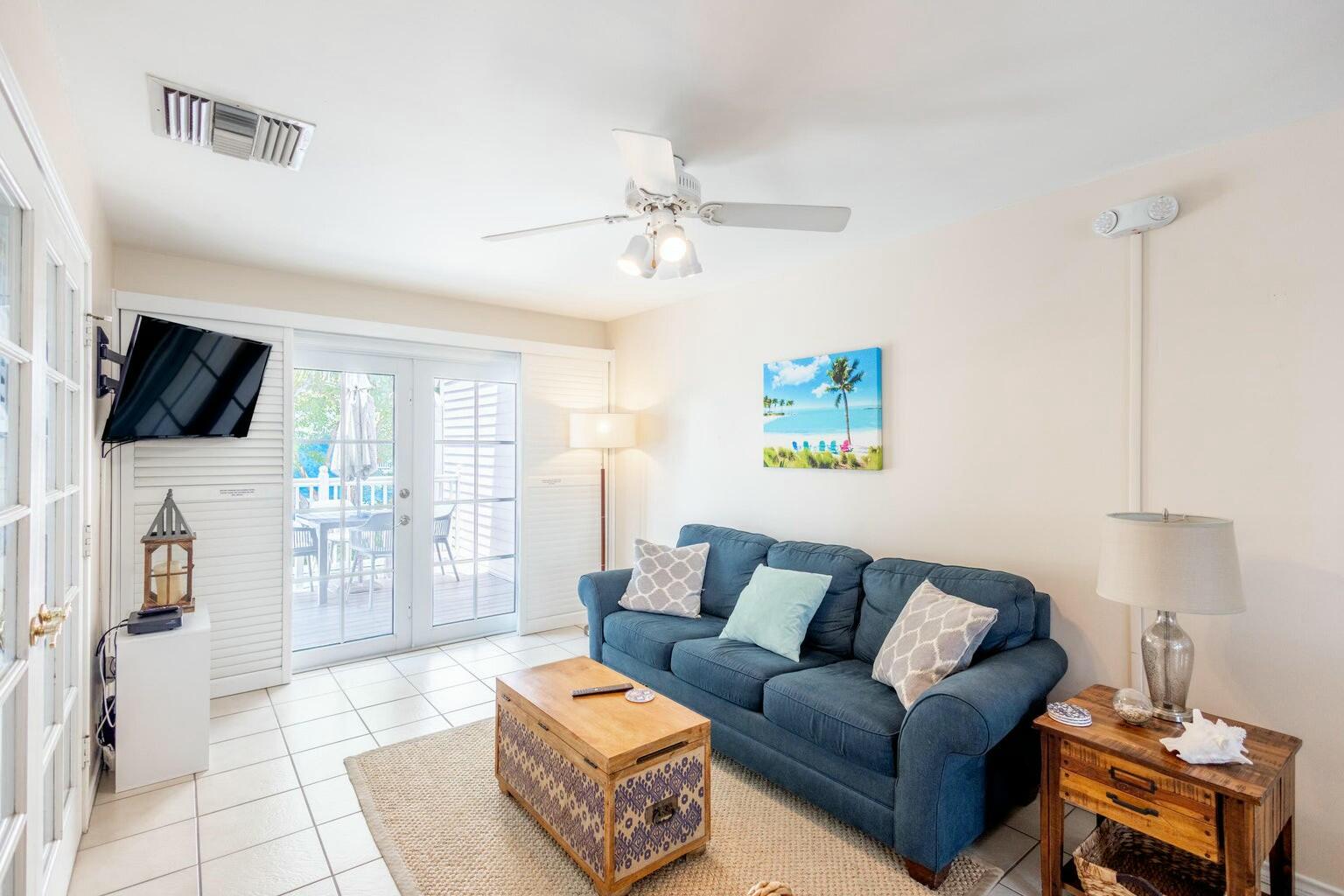 206 Southard Street Unit: 8