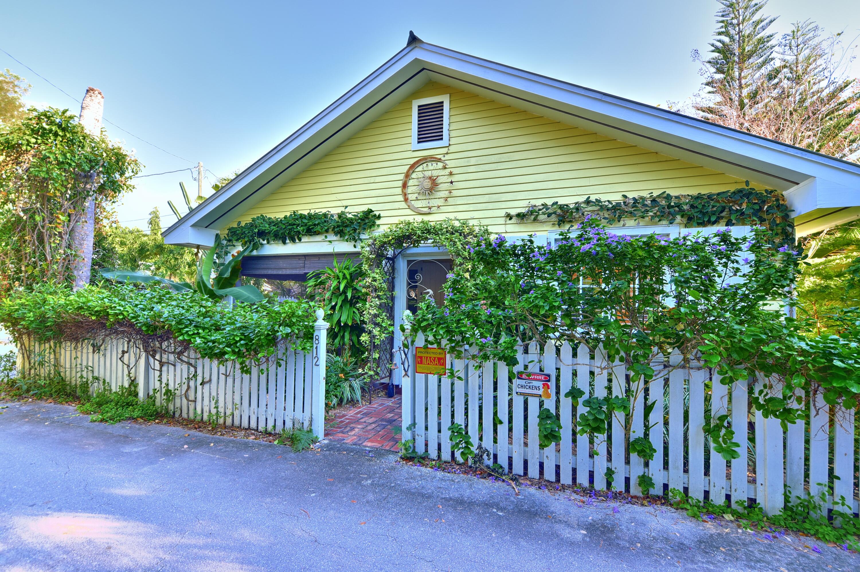 812 Carsten Lane