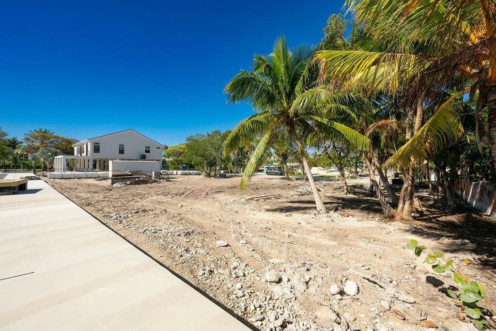 17230 Angelfish Lane