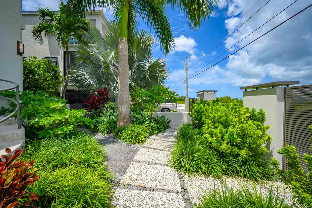 24 Floral Avenue