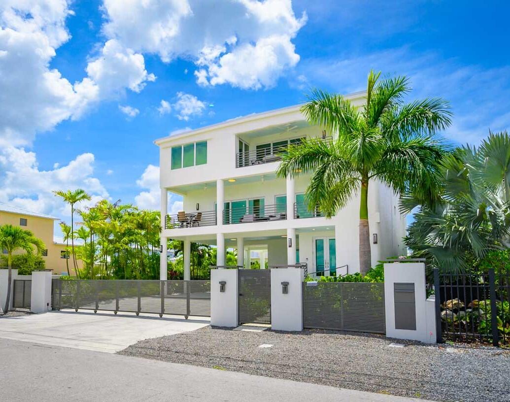 24 Floral Avenue