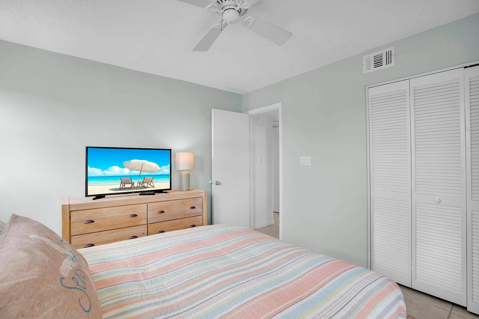 30 Hilton Haven Road Unit: 2B