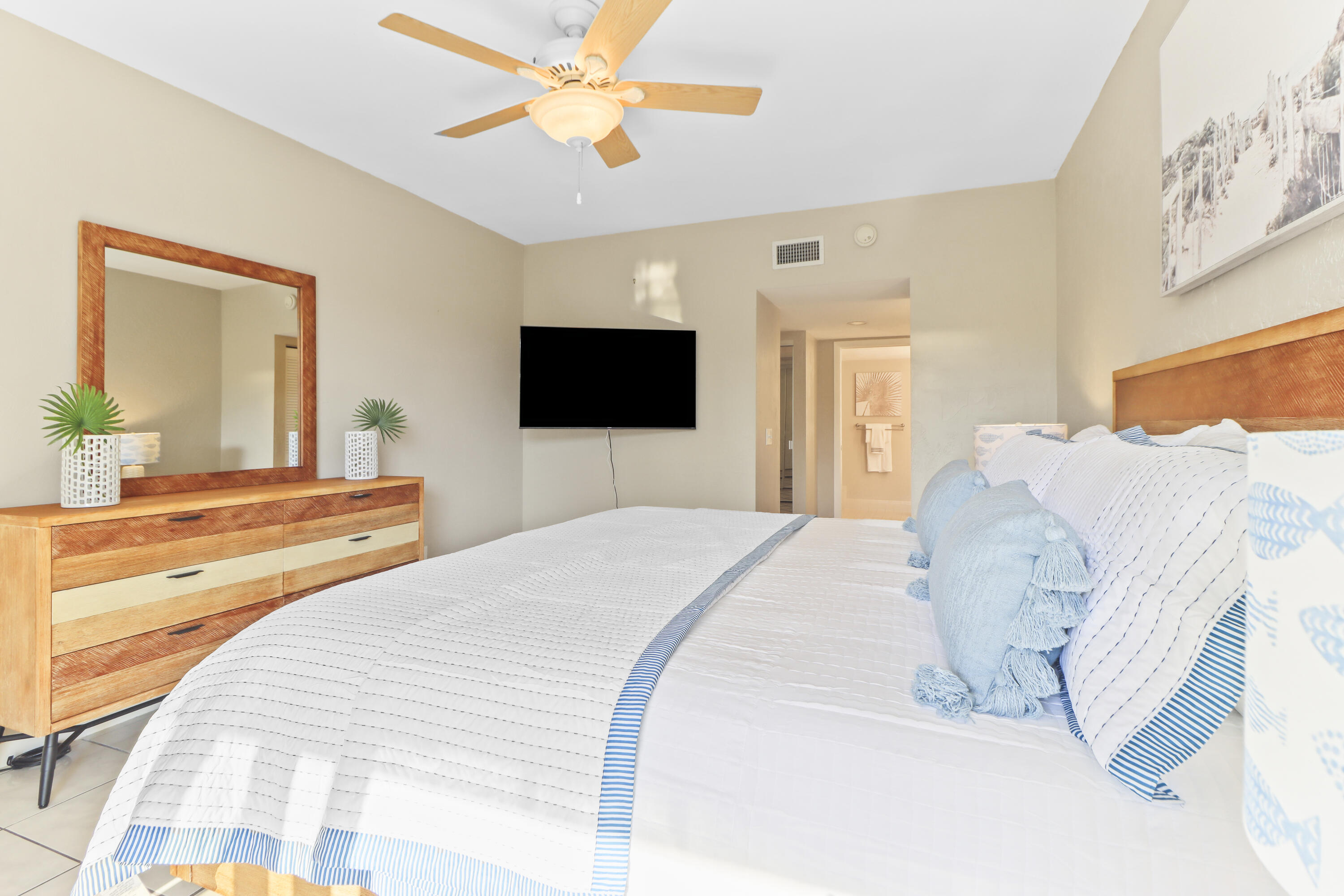 1800 Atlantic Boulevard Unit: 220C