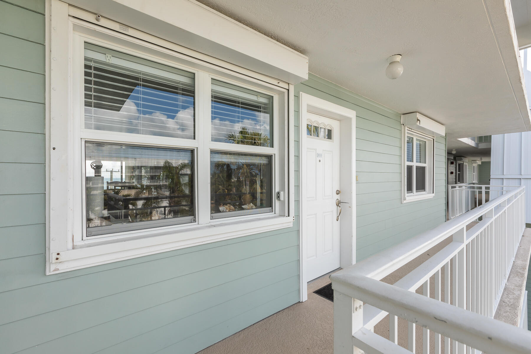 1901 S Roosevelt Boulevard Unit: 303S