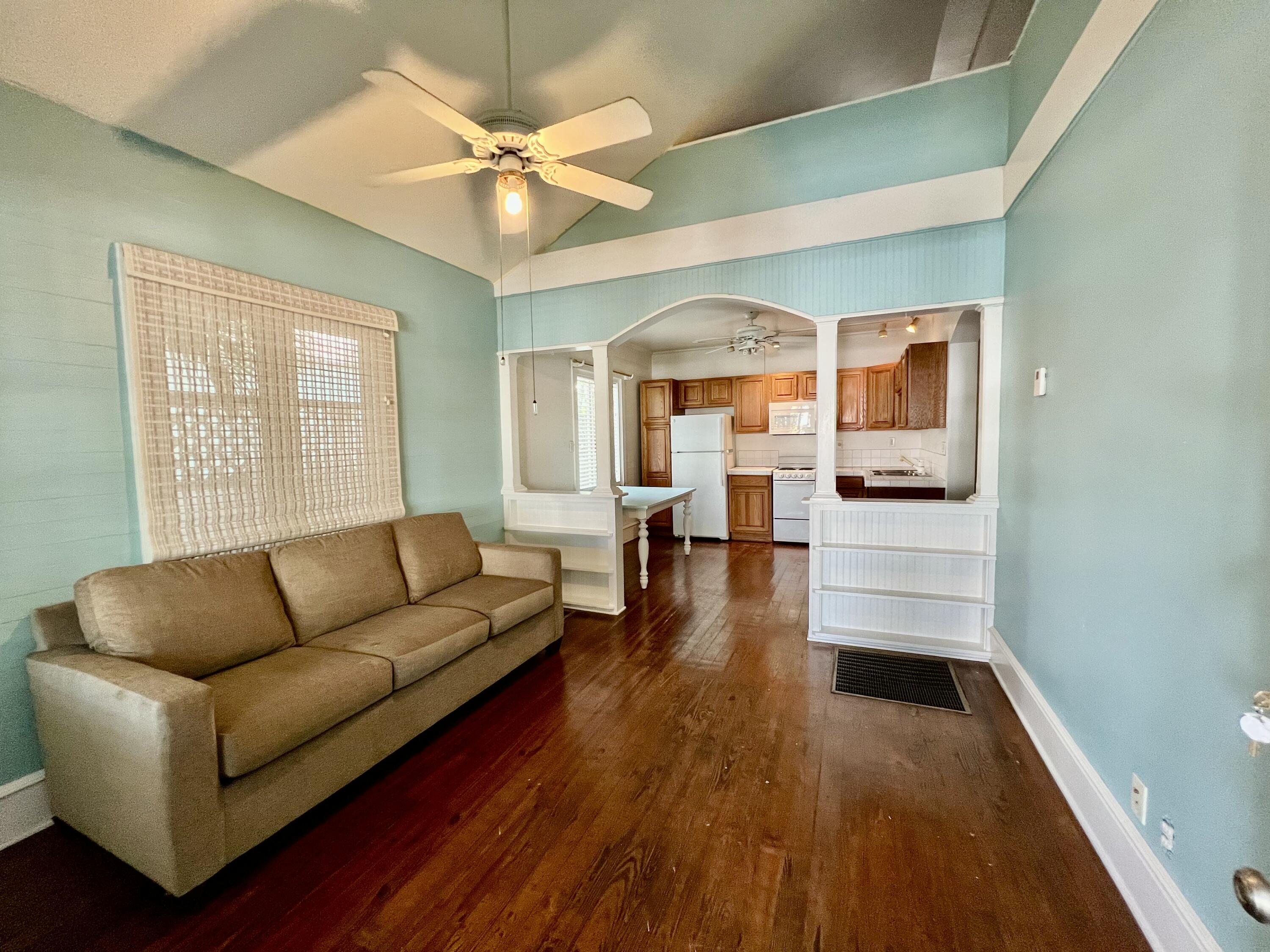 1122 Margaret Street
