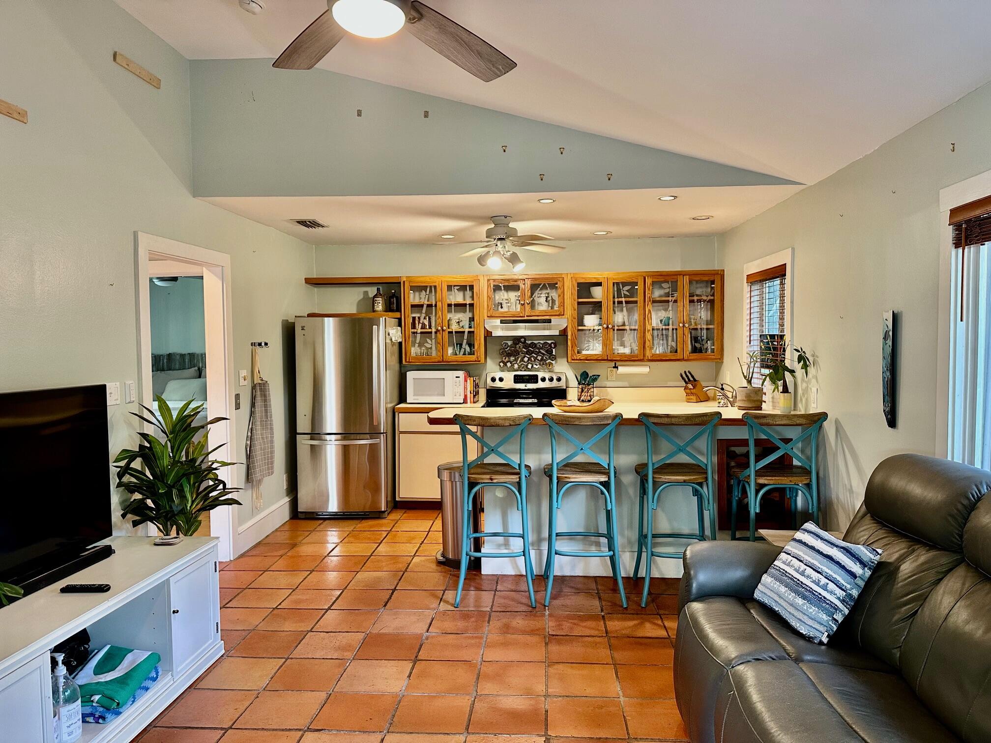1122 Margaret Street