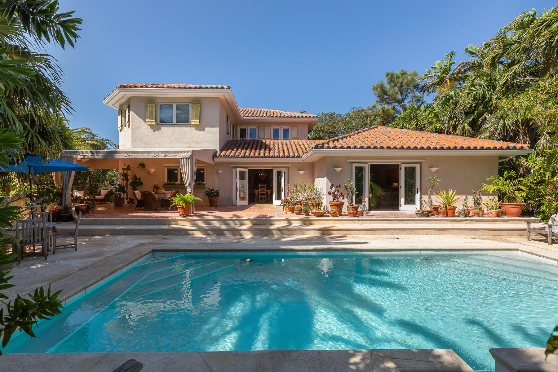 1523 Patricia Street