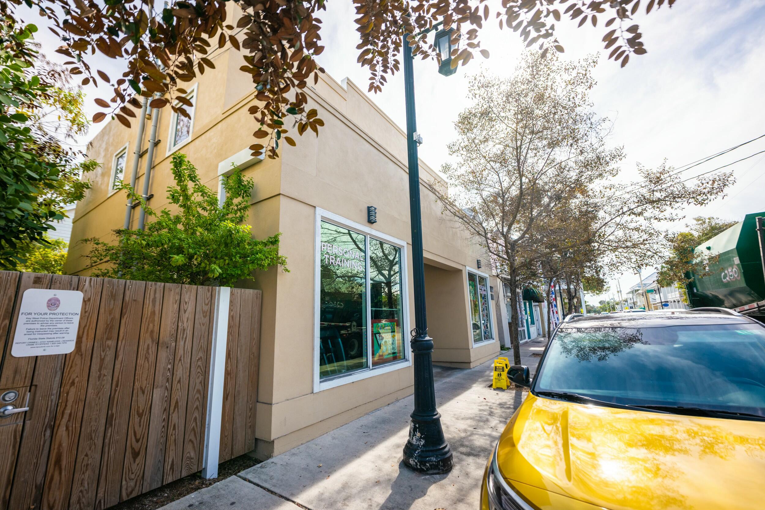 1028-1030 Truman Avenue