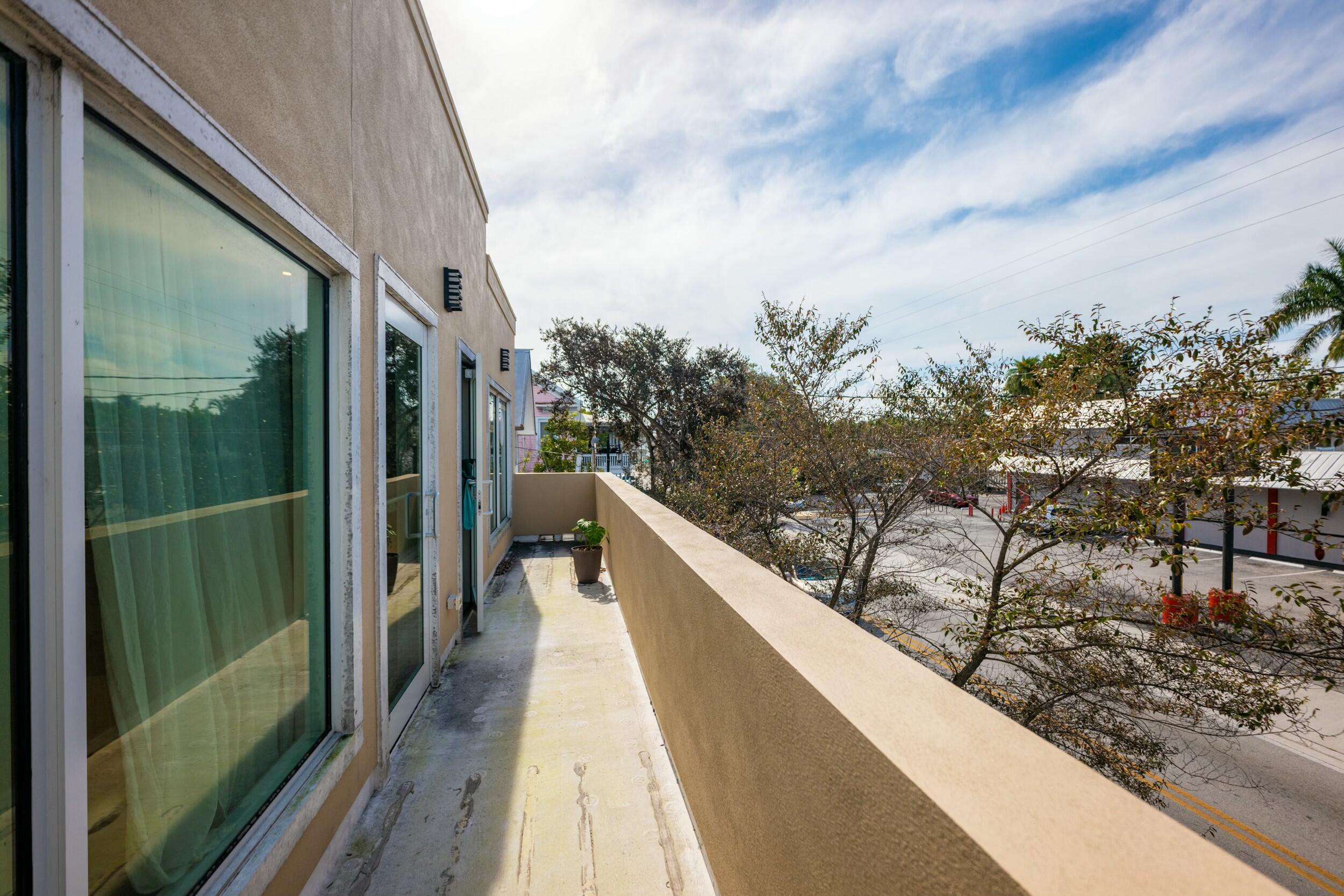 1028-1030 Truman Avenue