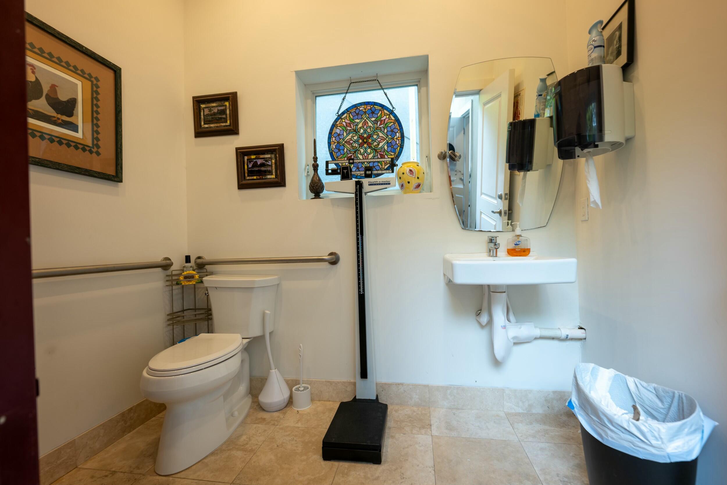 1028-1030 Truman Avenue