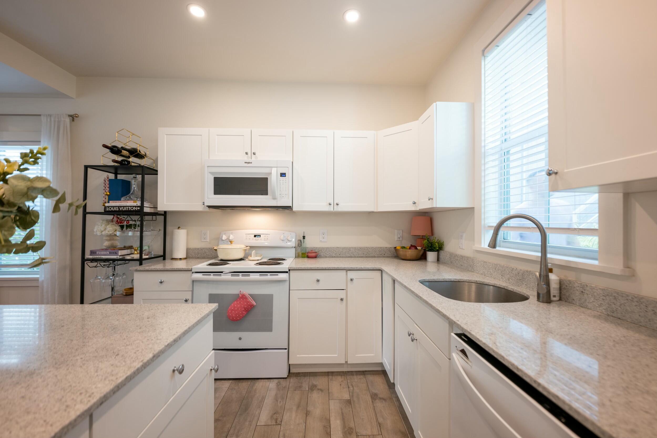 1028-1030 Truman Avenue