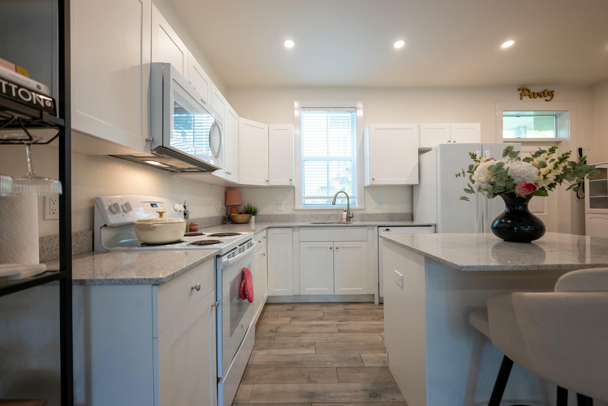 1028-1030 Truman Avenue