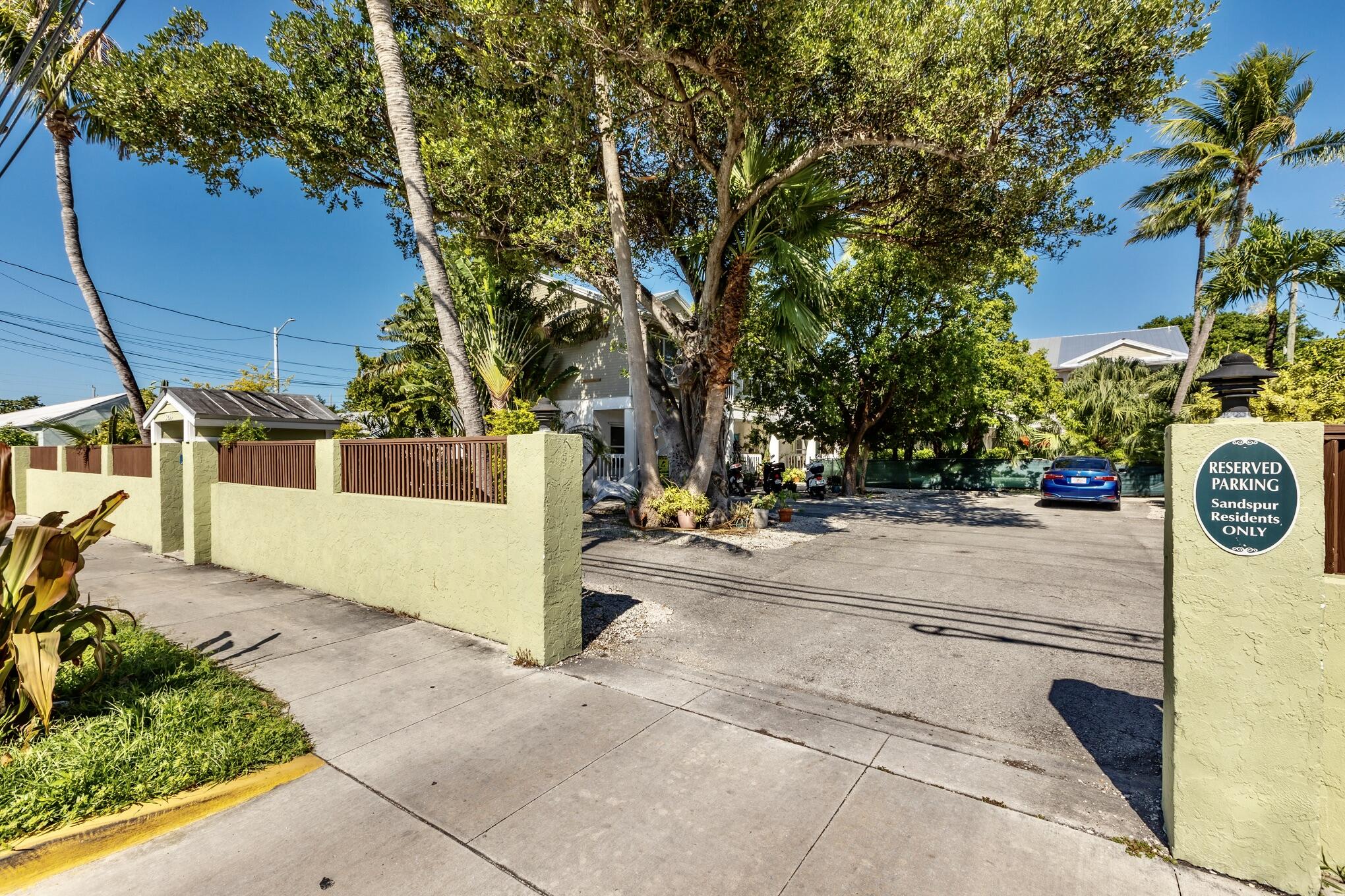 3255 Duck Avenue Unit: 3