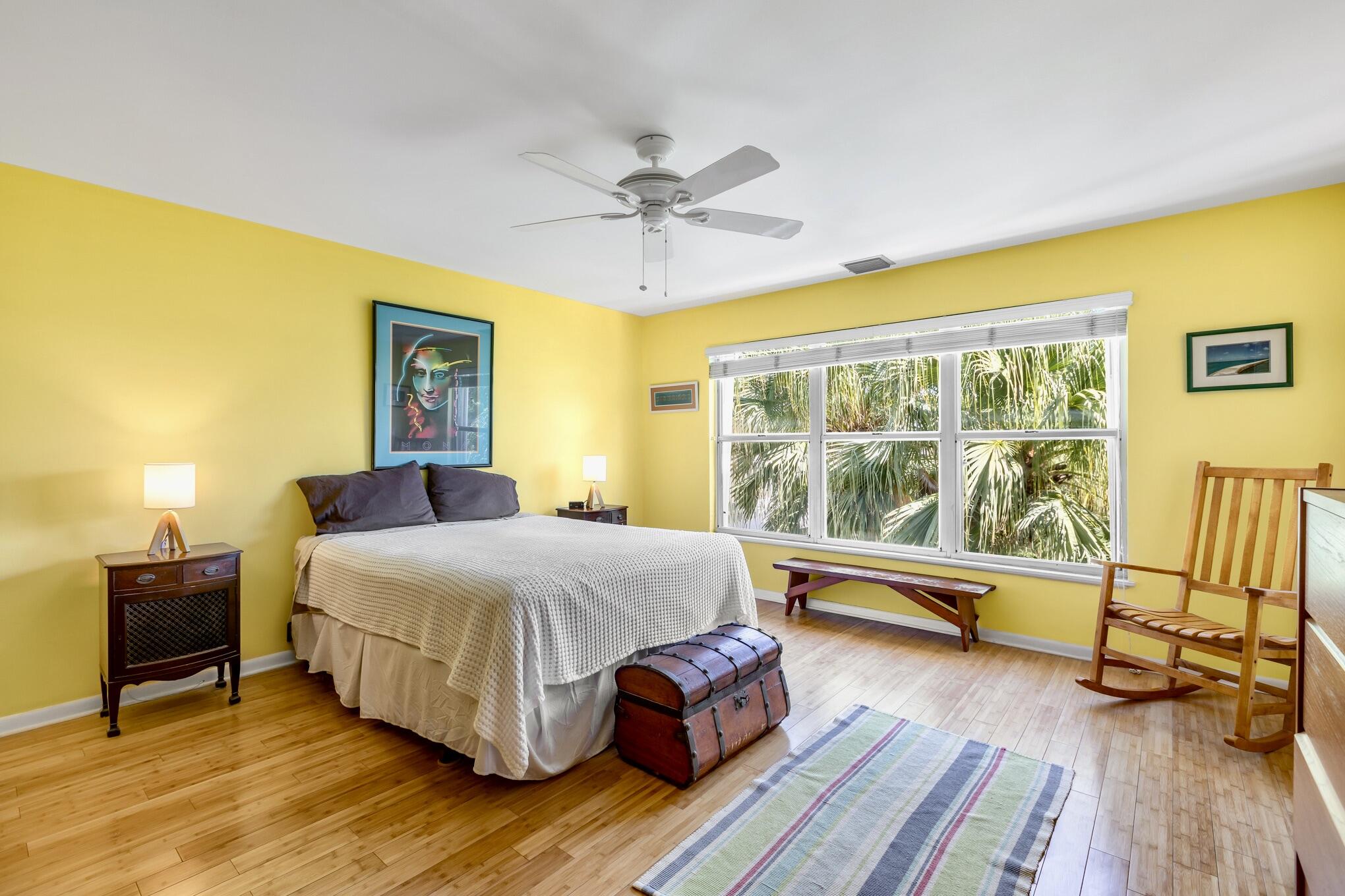 3255 Duck Avenue Unit: 3