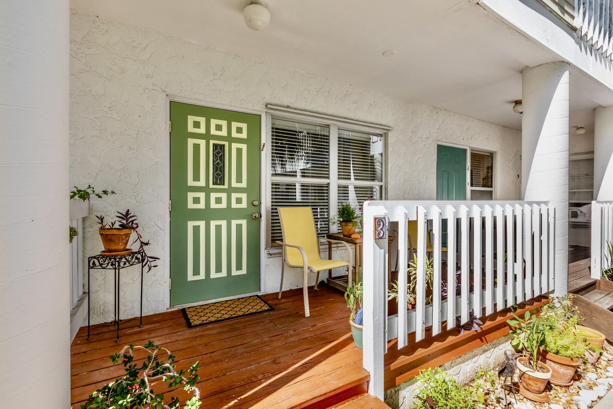 3255 Duck Avenue Unit: 3