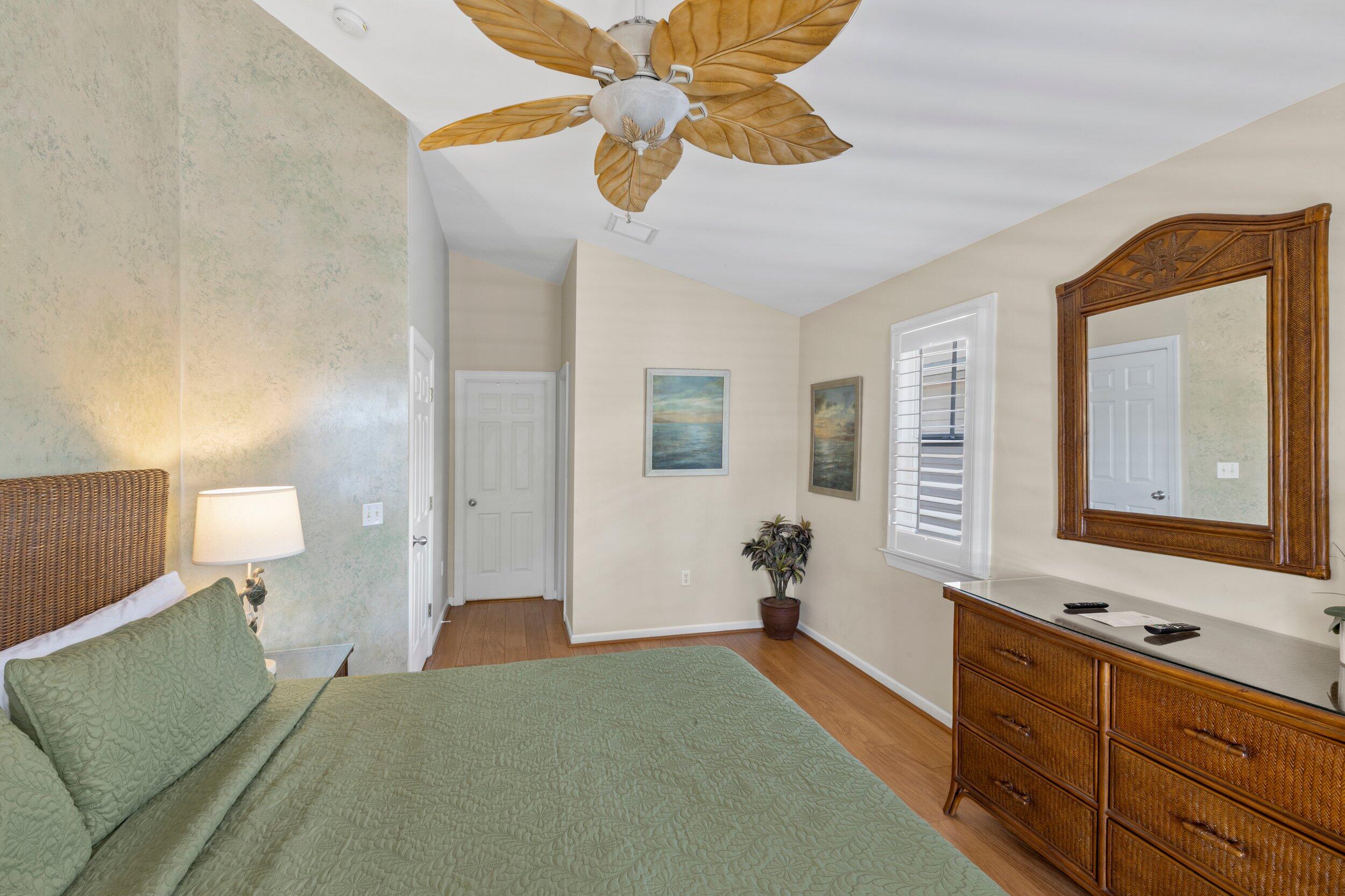 26 Coral Way