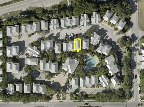 26 Coral Way